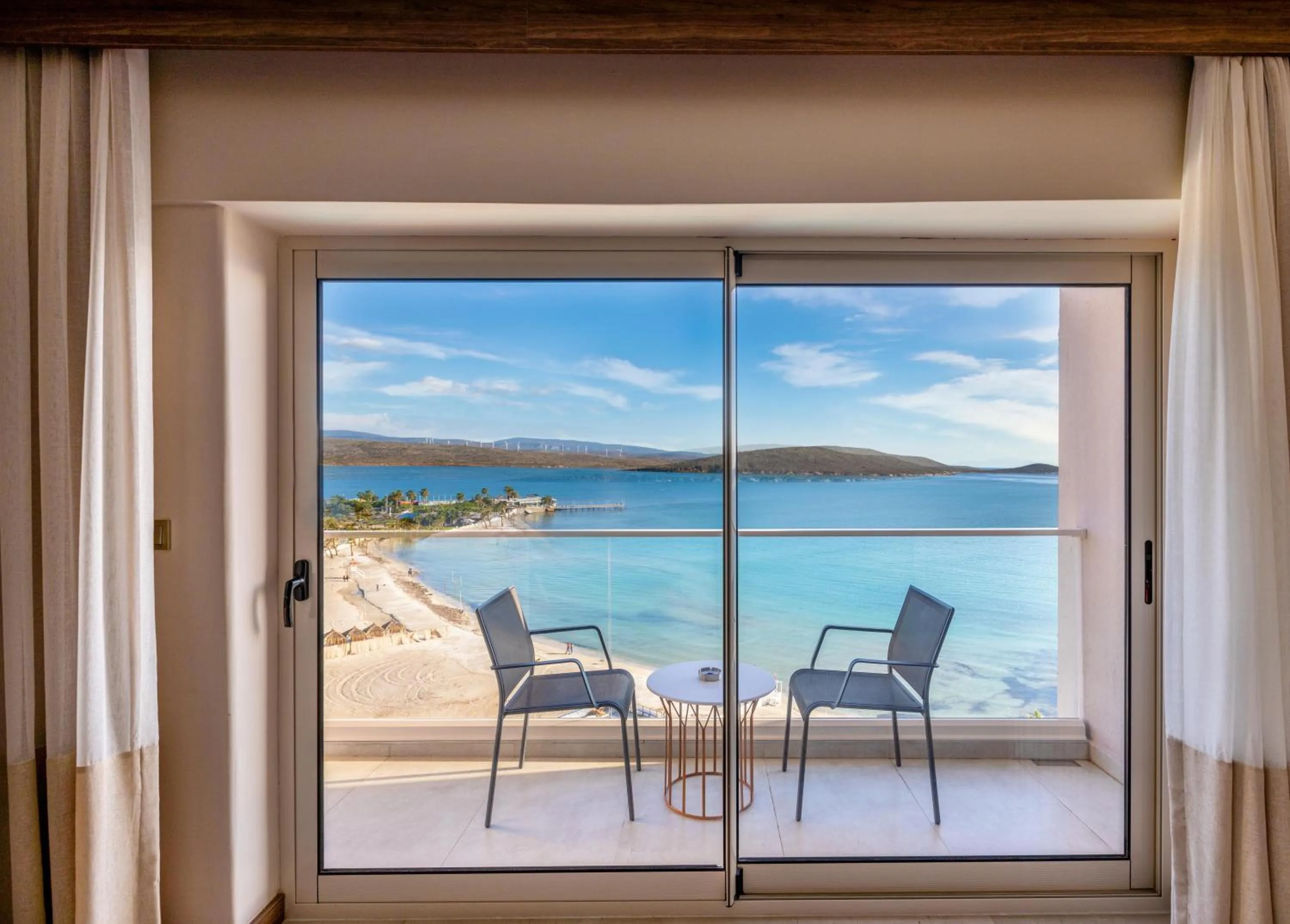 Photo of the whole room in Design Plus Seya Beach Hotel