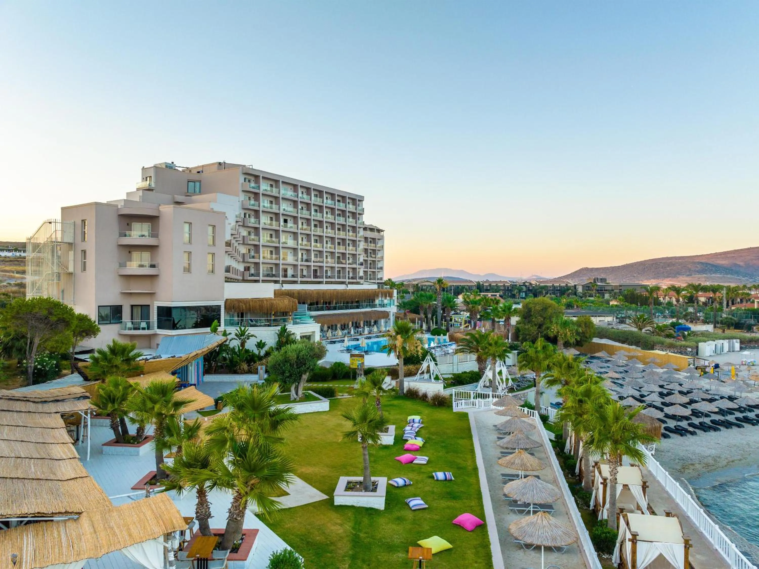 Property building in Design Plus Seya Beach Hotel