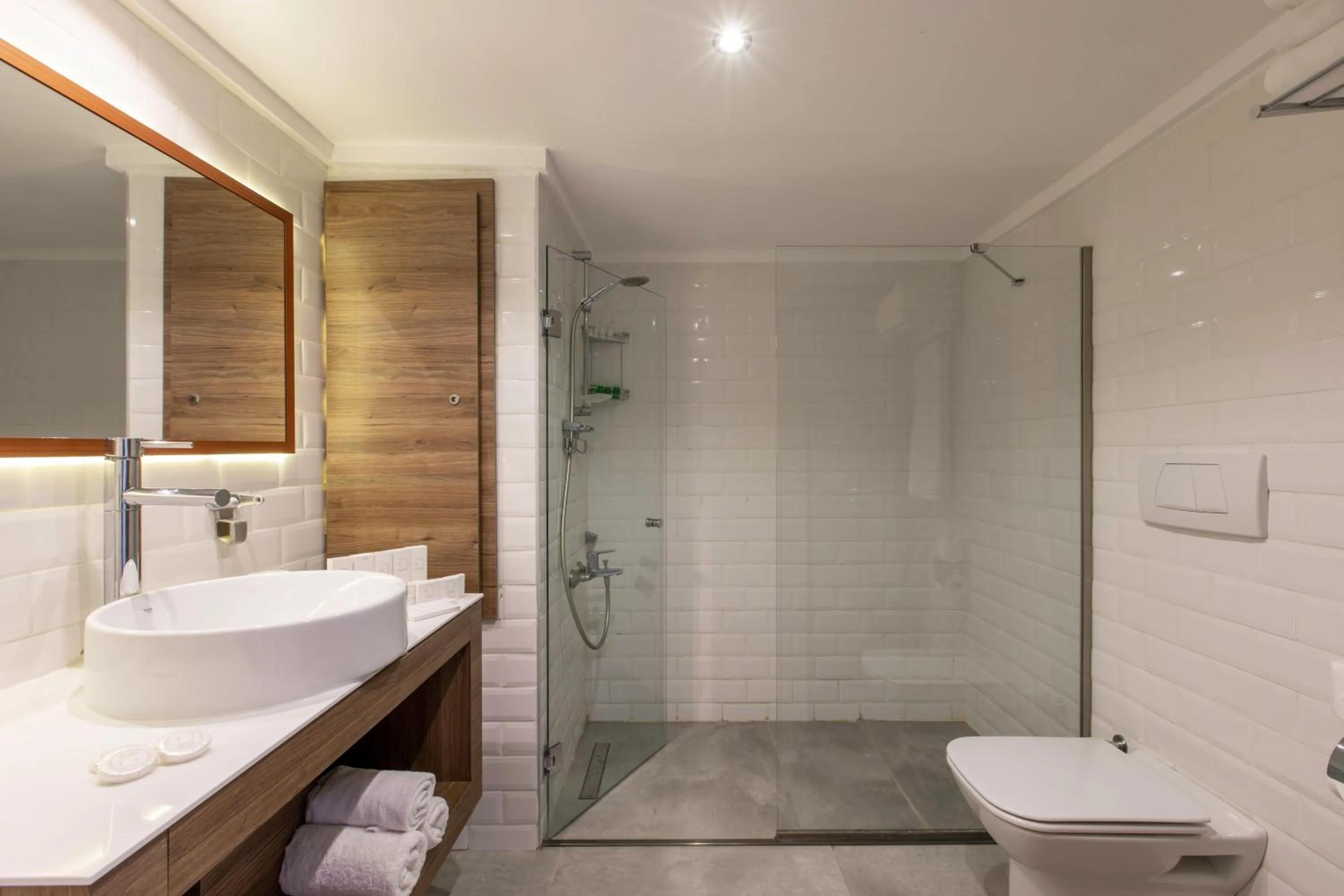 Bathroom in Design Plus Seya Beach Hotel