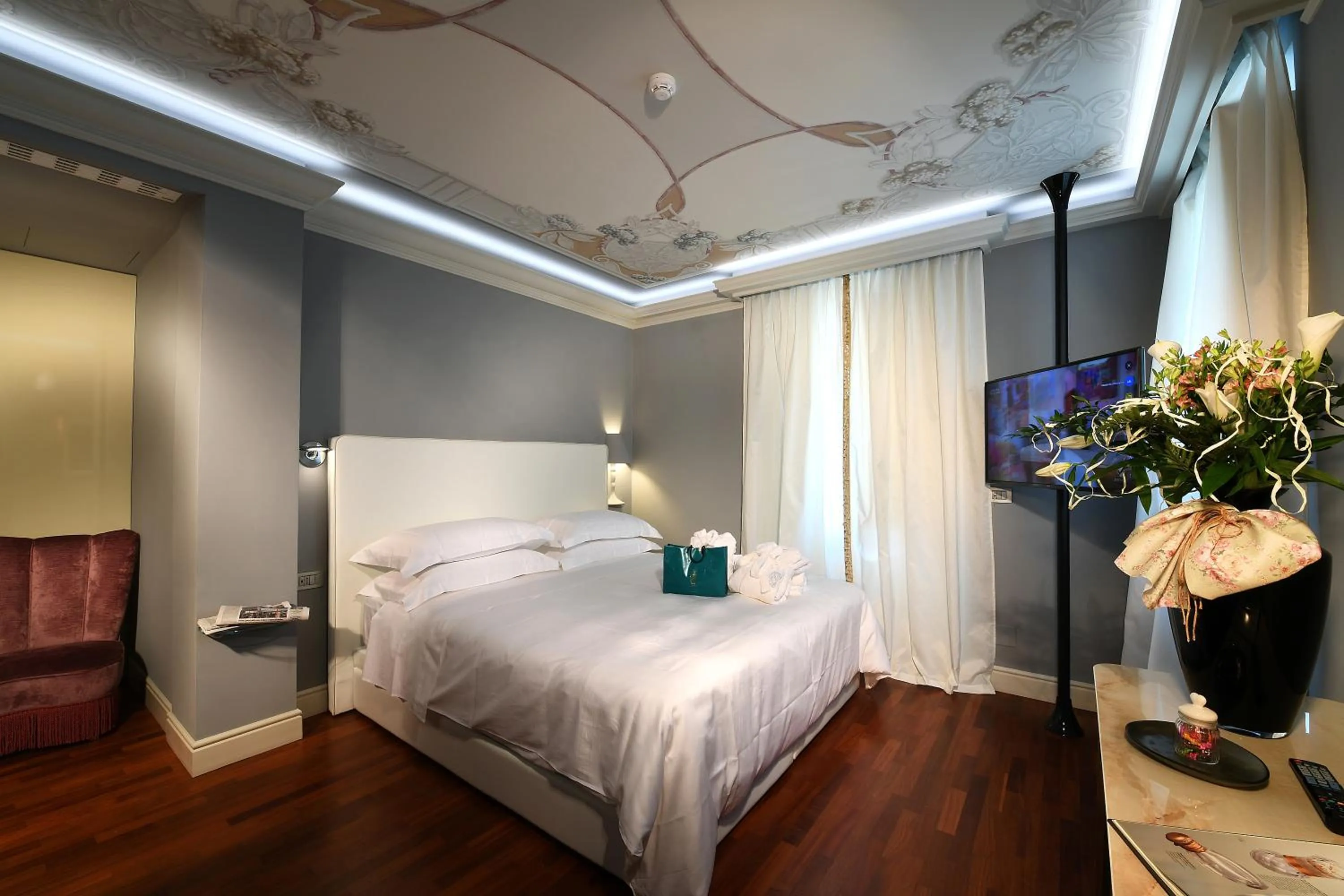 Photo of the whole room, Bed in La Ribezza Boutique Hotel