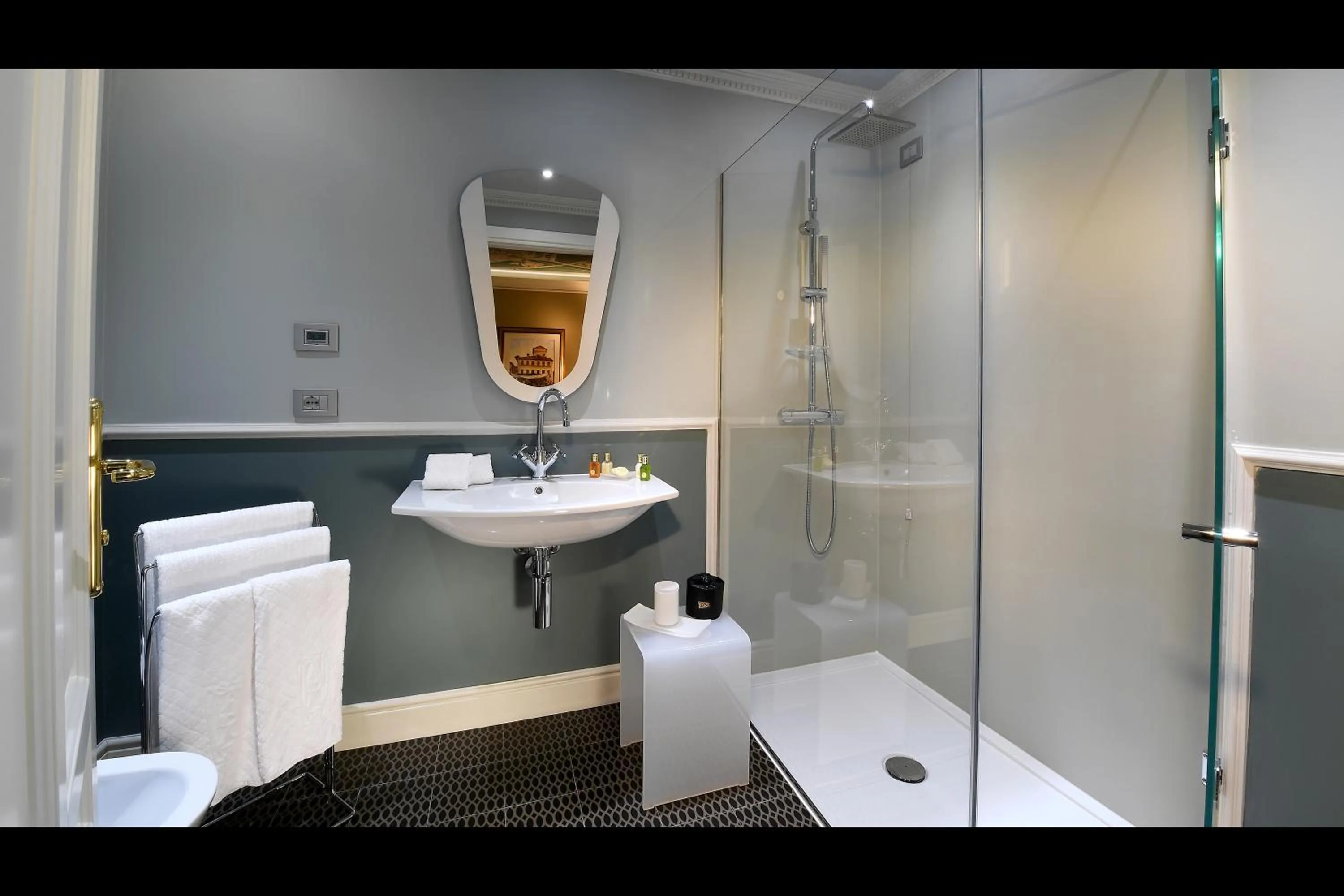 Bathroom in La Ribezza Boutique Hotel