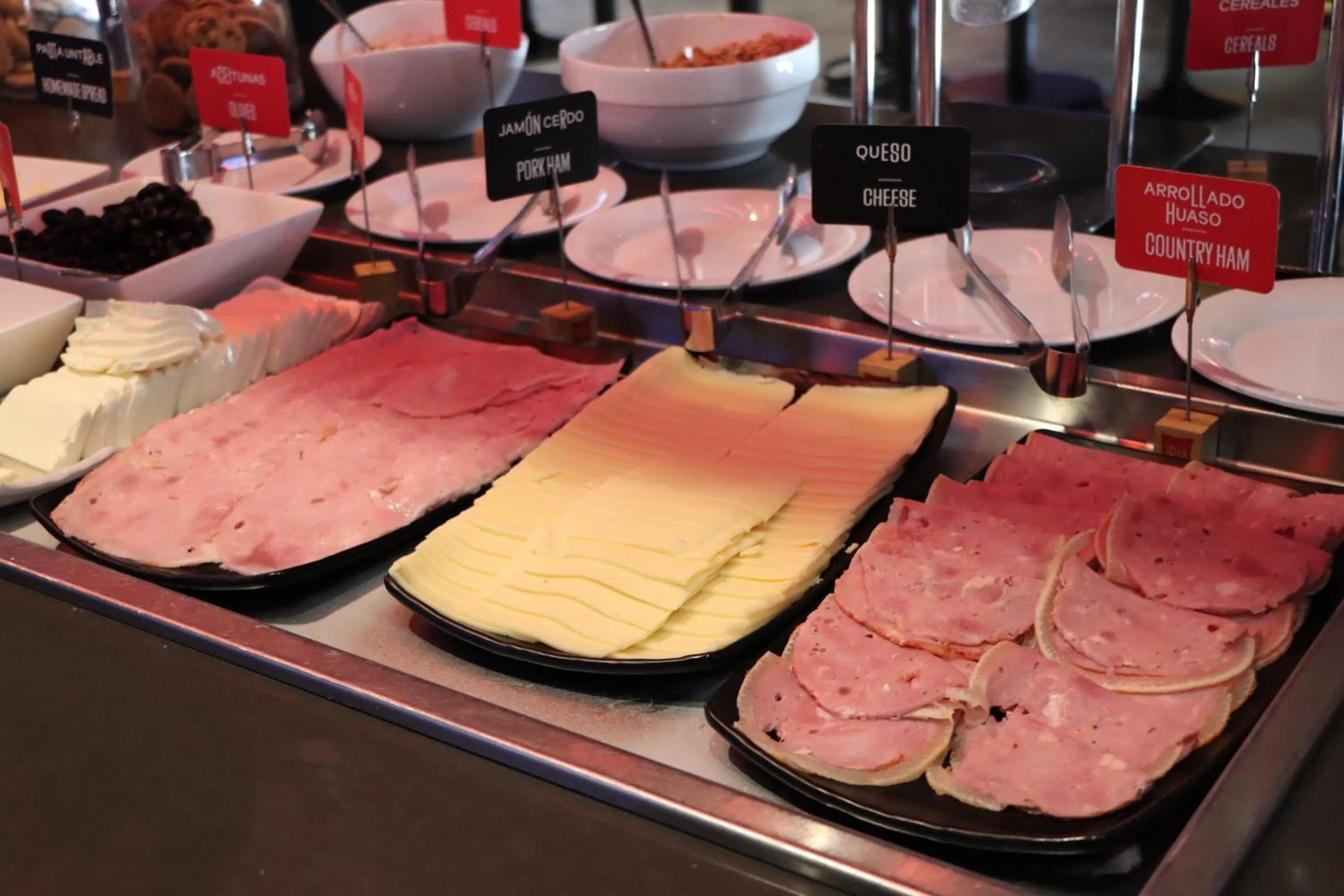 Restaurant/places to eat in ibis Antofagasta