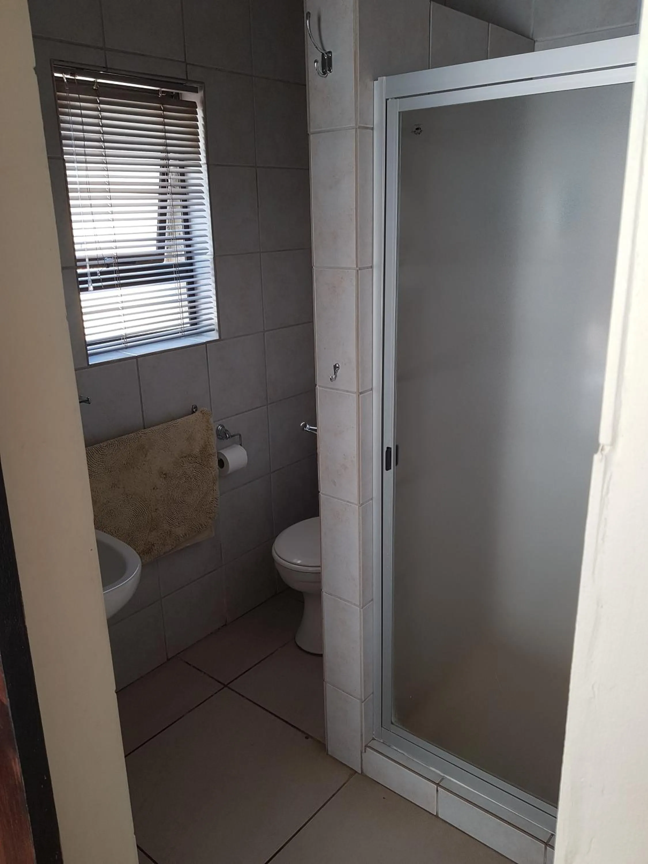 360 Eastwoods Guesthouse