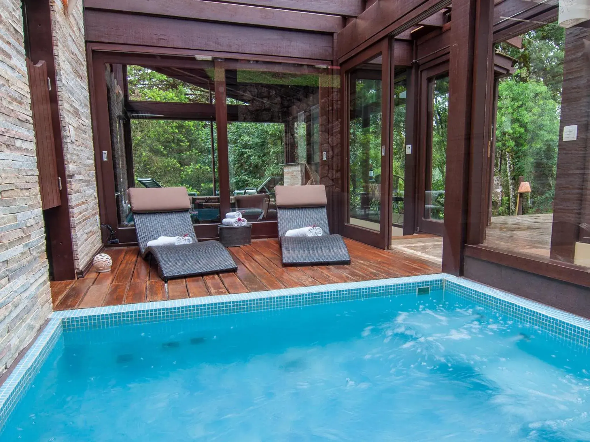 Chalet with Private Pool in Pousada Jardim das Montanhas Chalet with Private Pool in Pousada Jardim das Montanhas