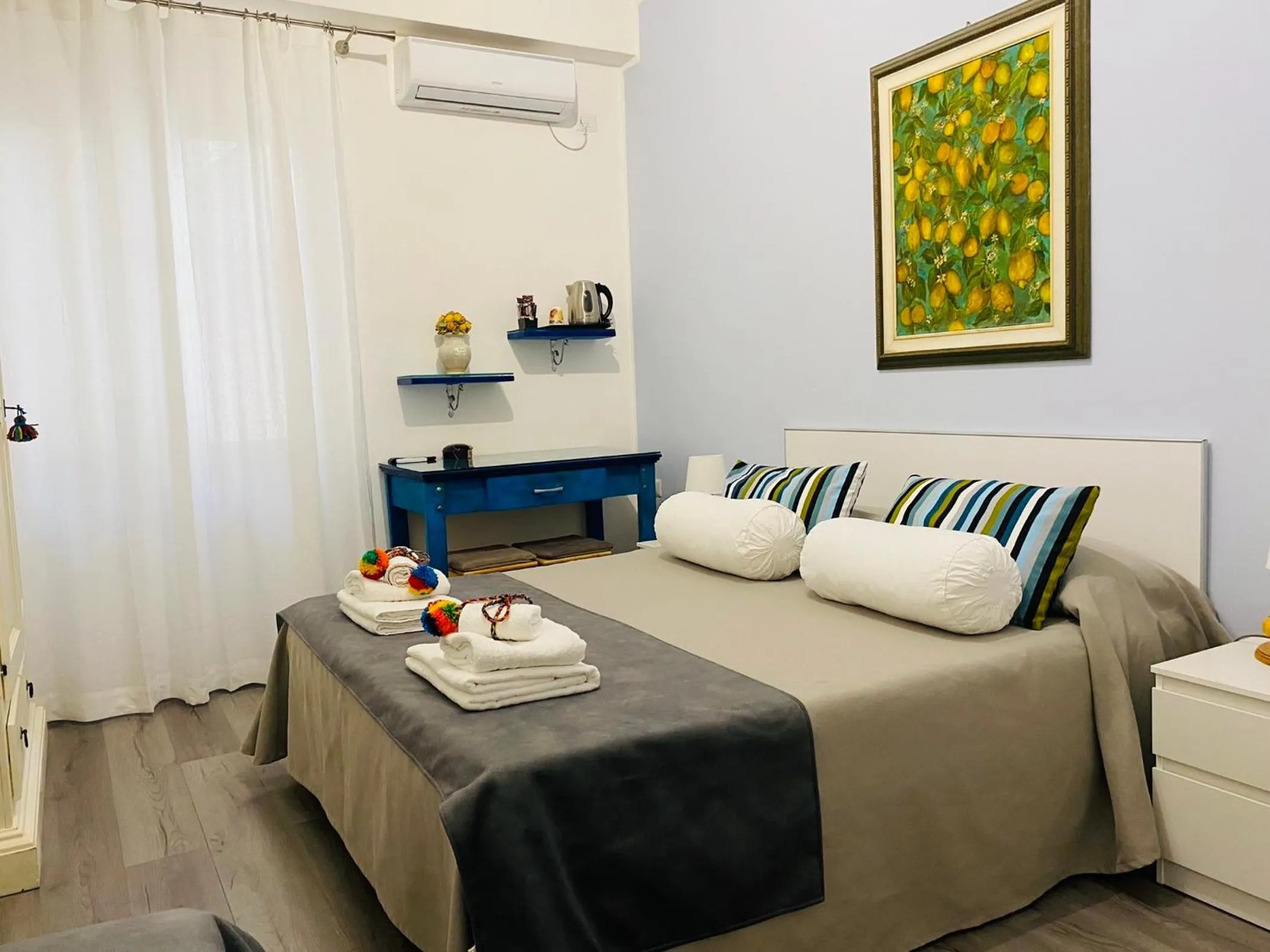 Bed in Chiaro di Luna