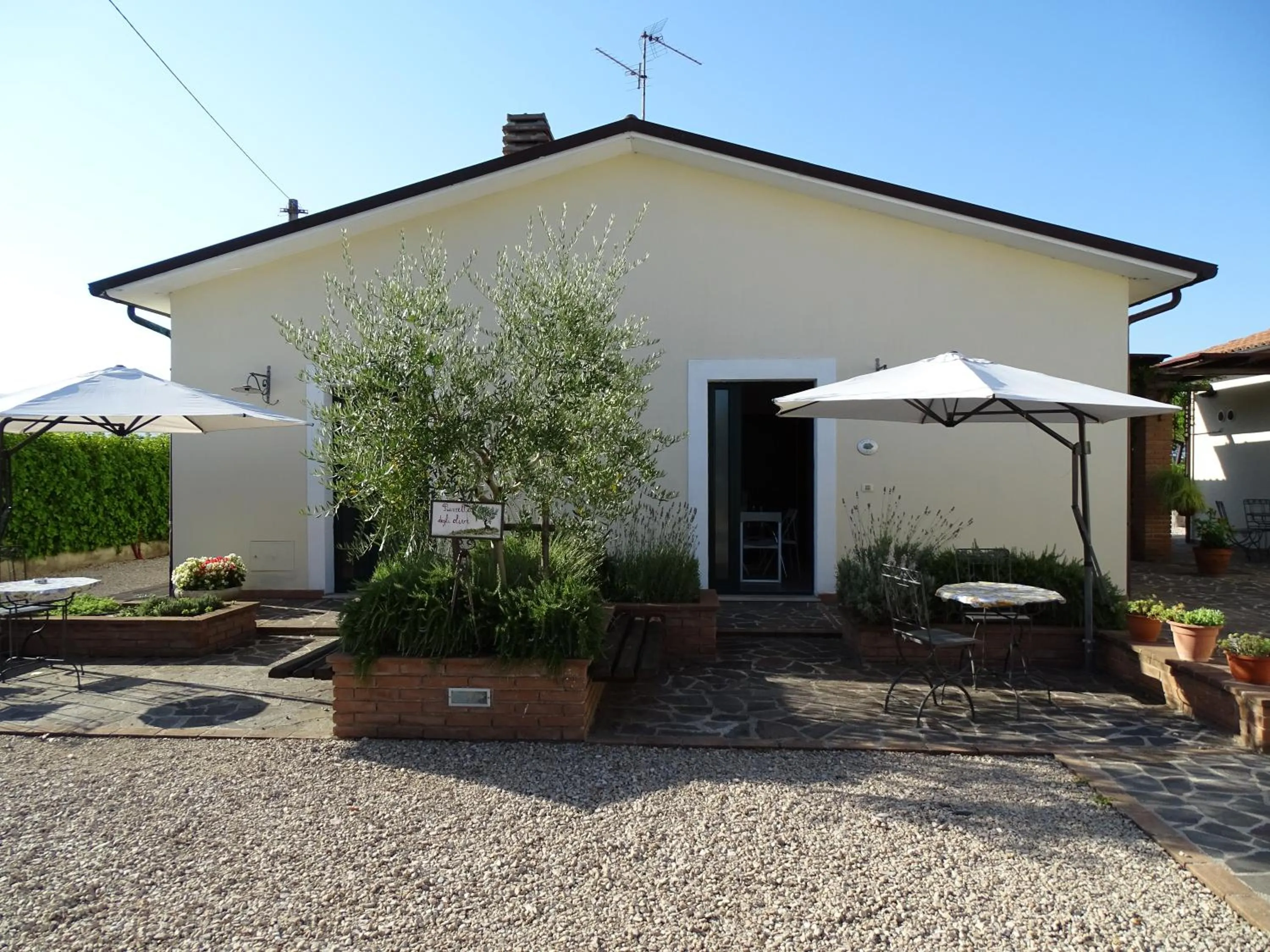 Facade/entrance in Residence Terra Dei Santi Country House