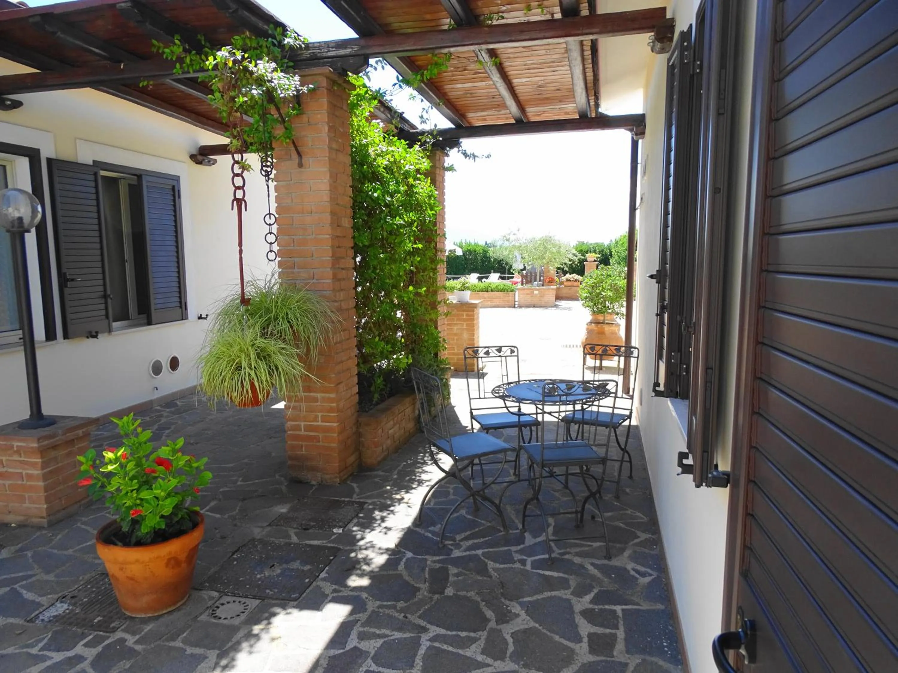 Patio in Residence Terra Dei Santi Country House