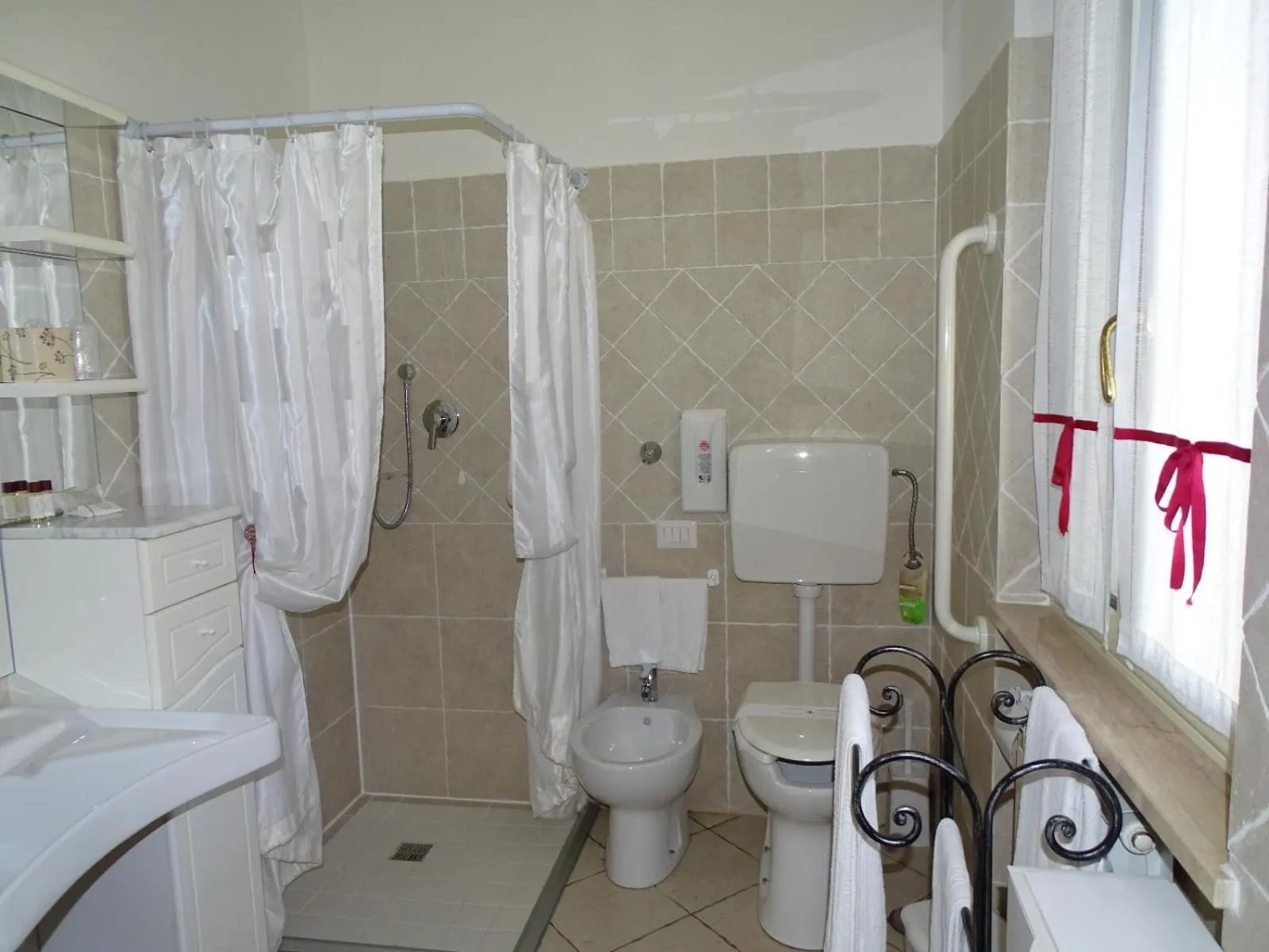 Bathroom in Residence Terra Dei Santi Country House
