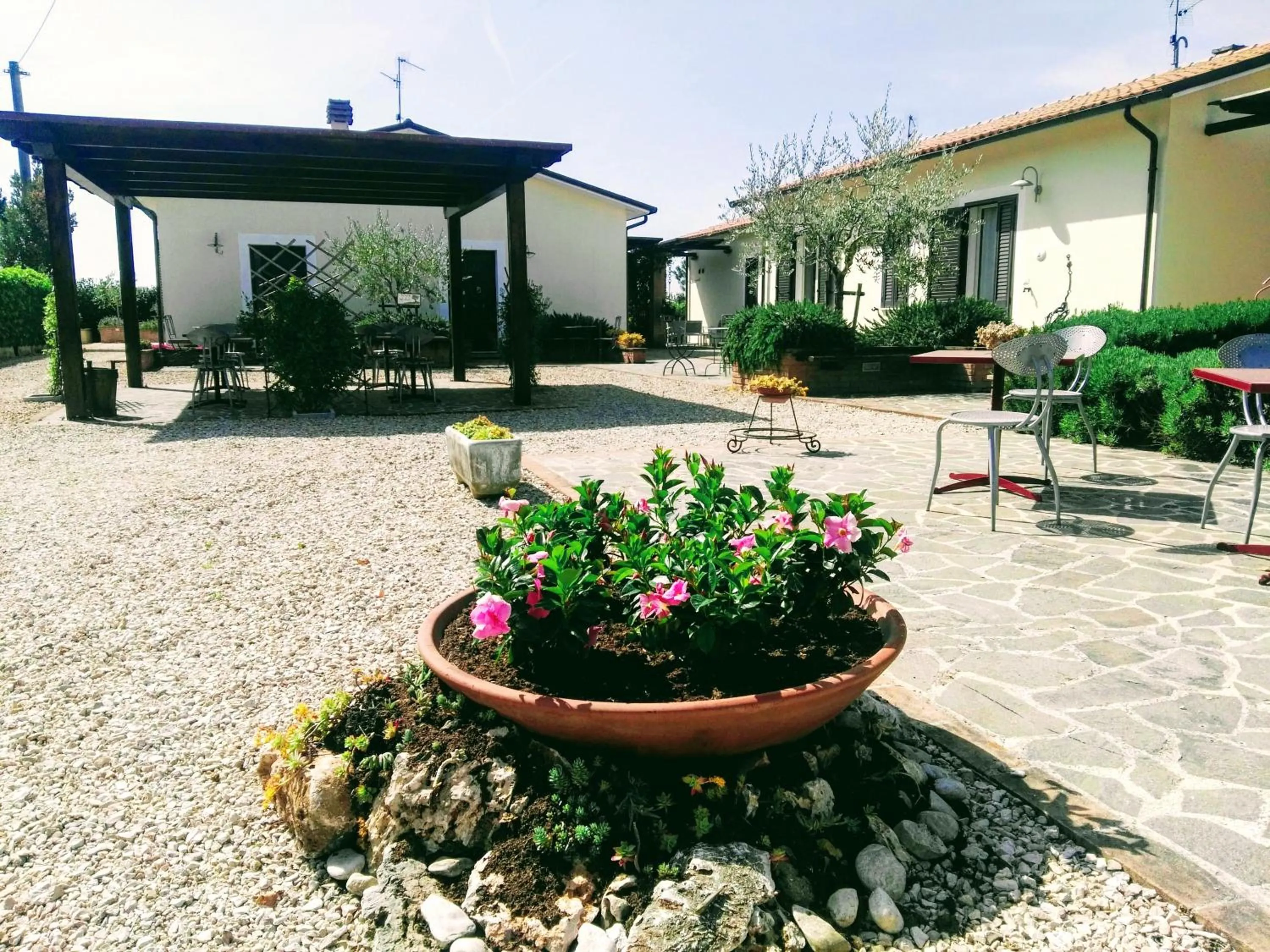 Garden view in Residence Terra Dei Santi Country House