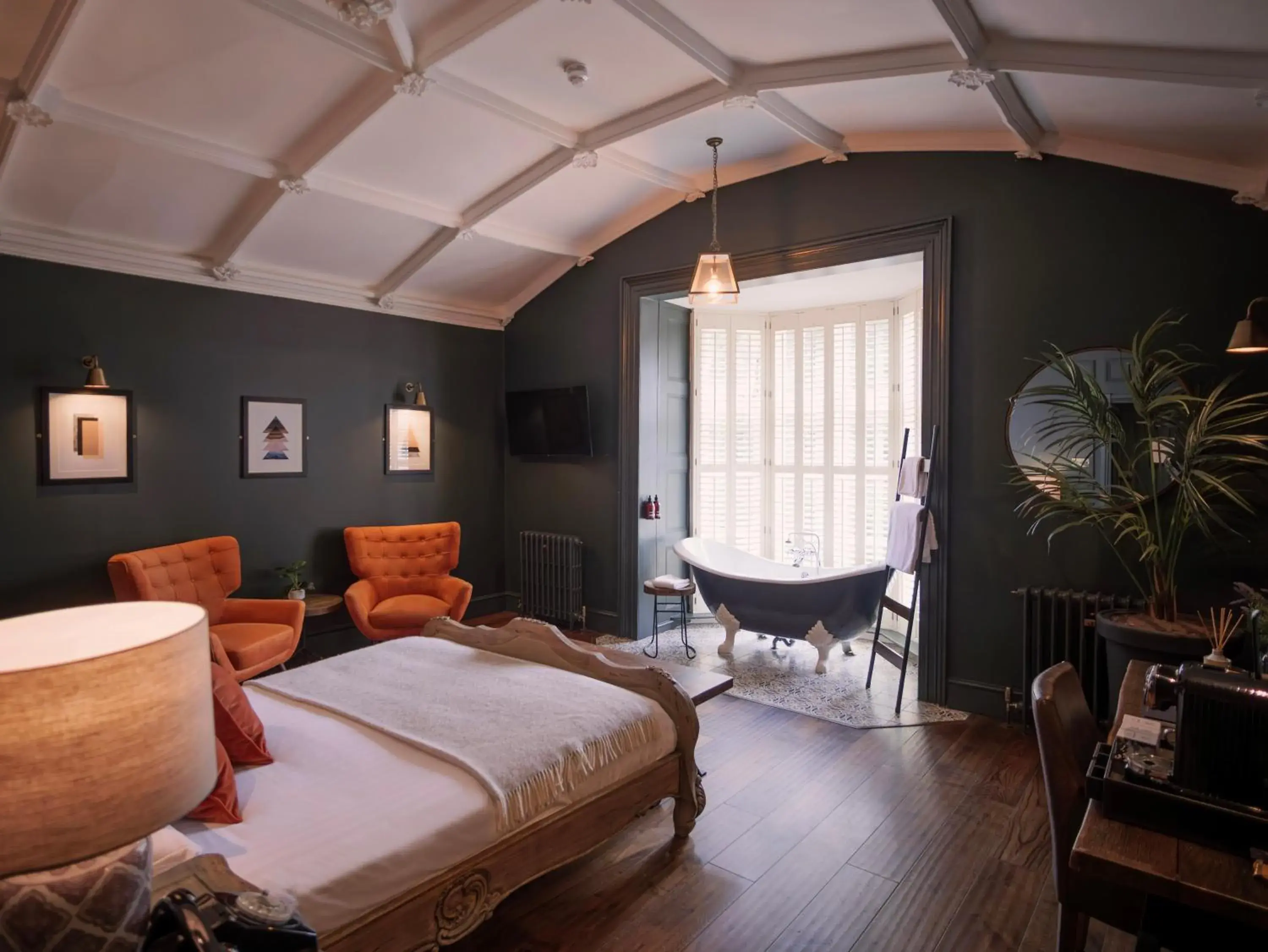 King Room in The Priory Hotel King Room in The Priory Hotel