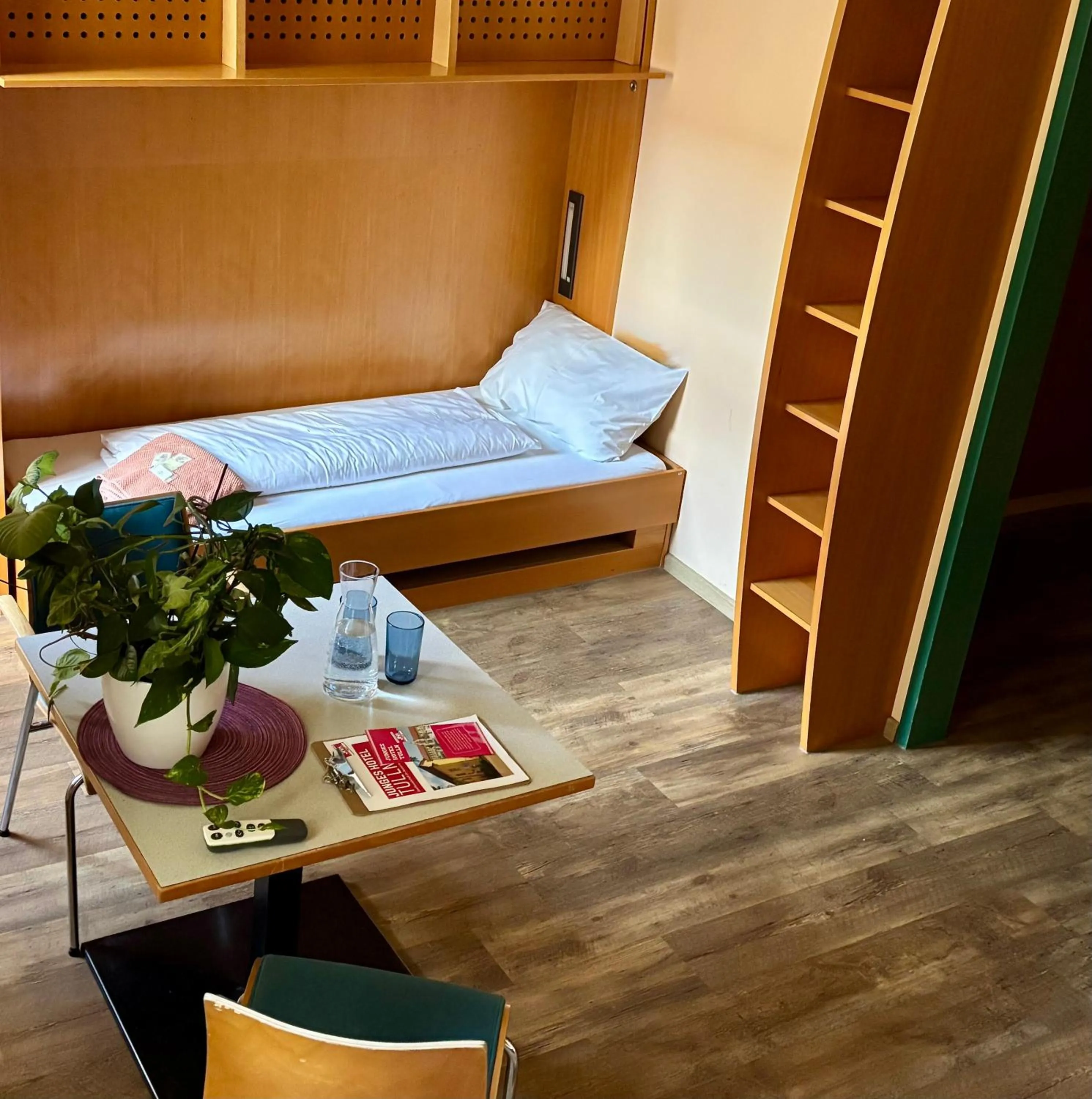 Bed in Junges Hotel Tulln - NÖ Jugendherbergswerk