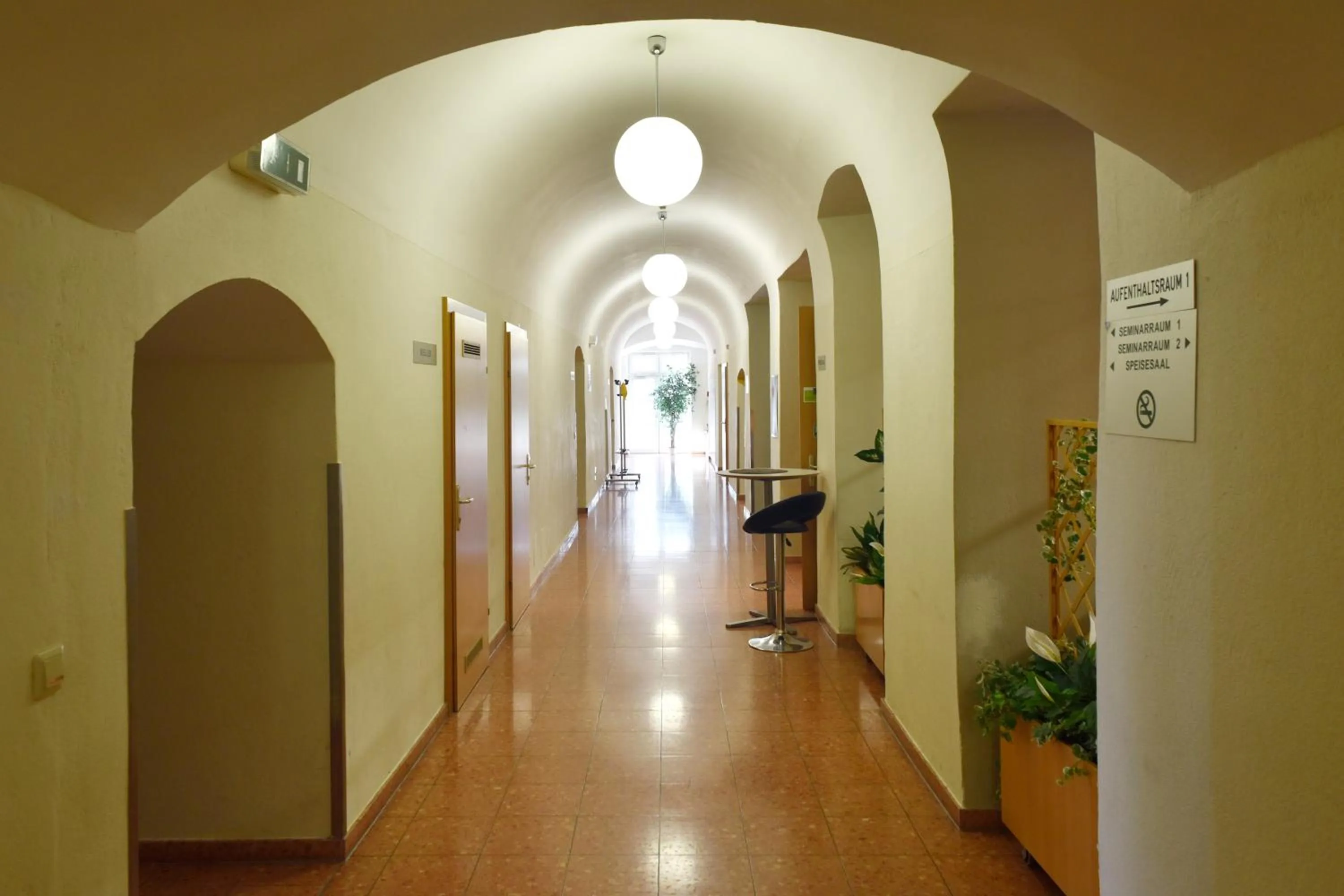 Junges Hotel Tulln - NÖ Jugendherbergswerk