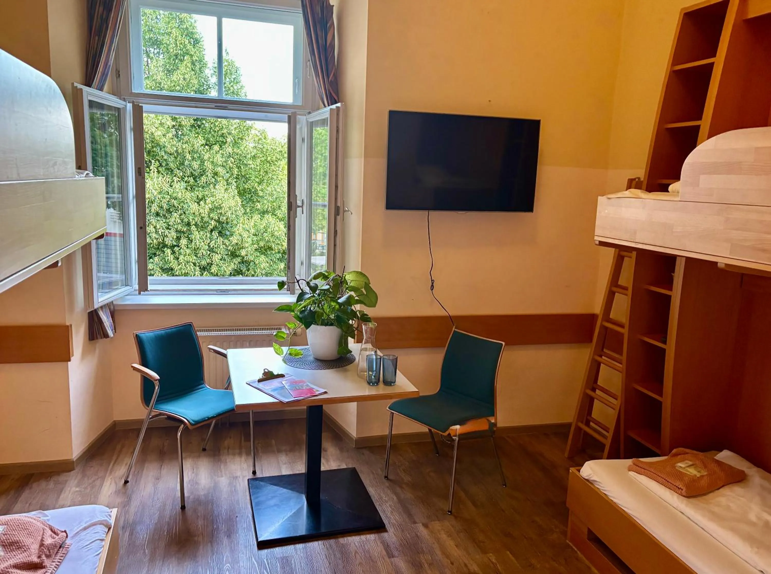 Junges Hotel Tulln - NÖ Jugendherbergswerk