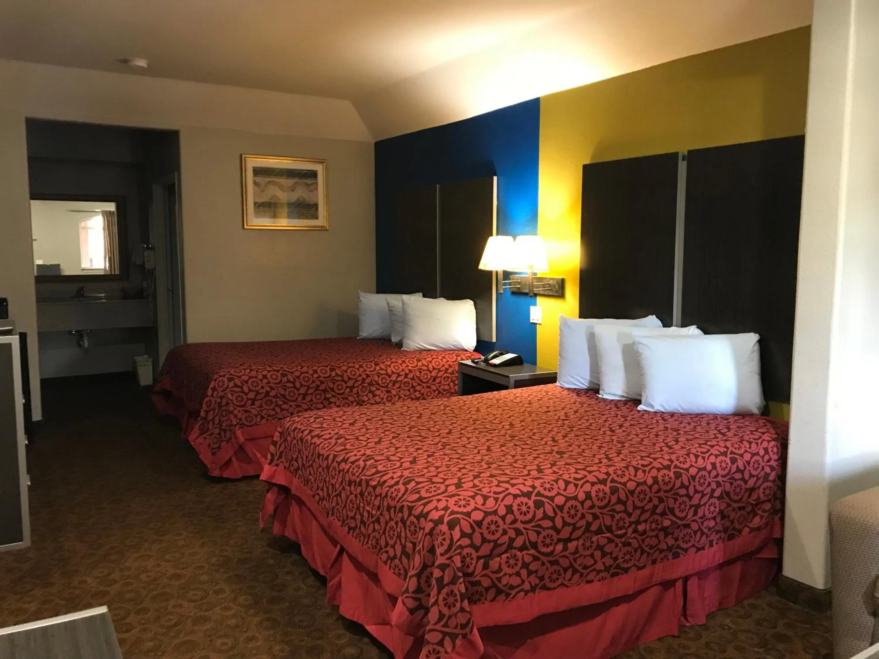 Camelot Inn and Suites