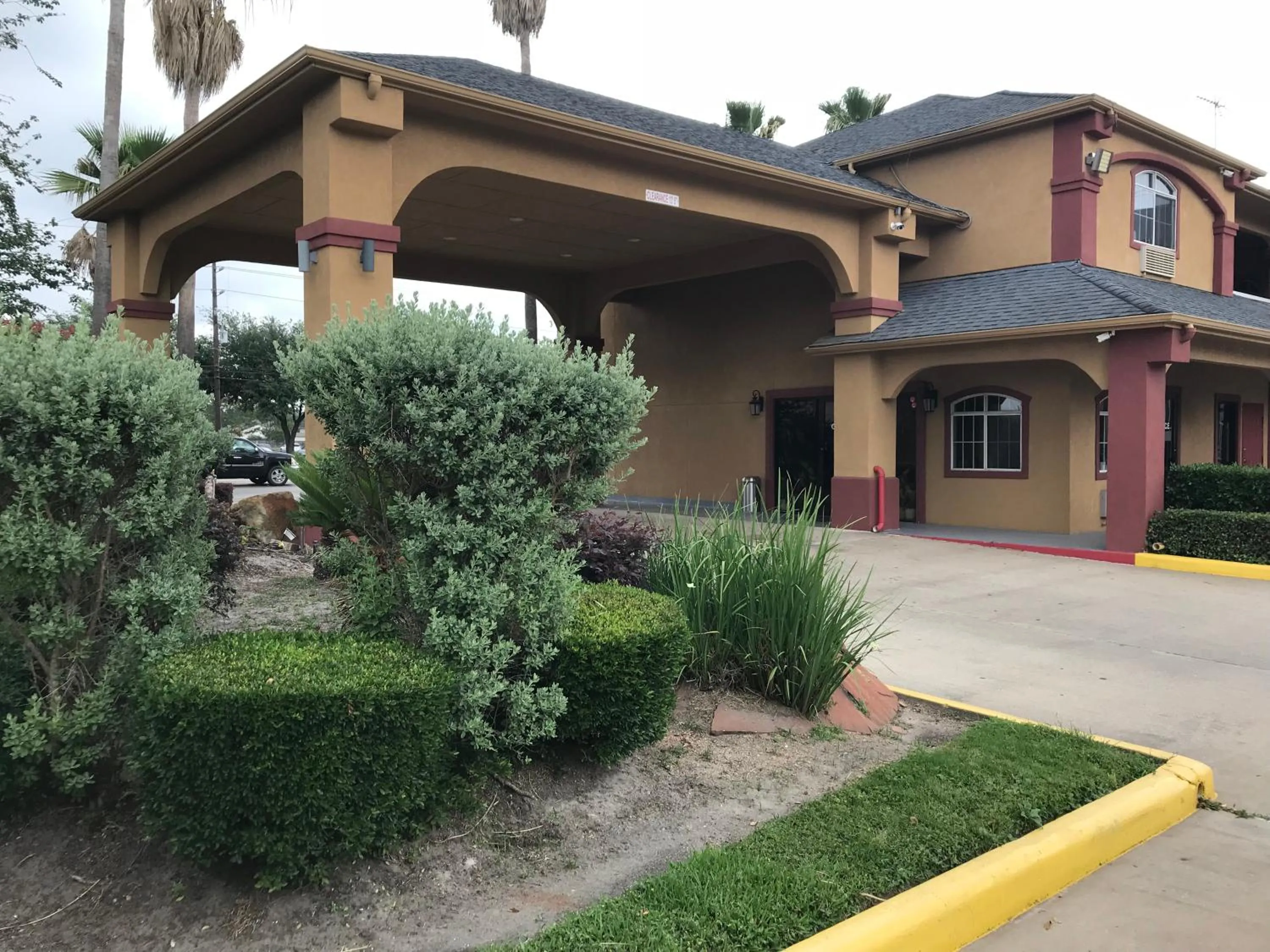 Camelot Inn and Suites