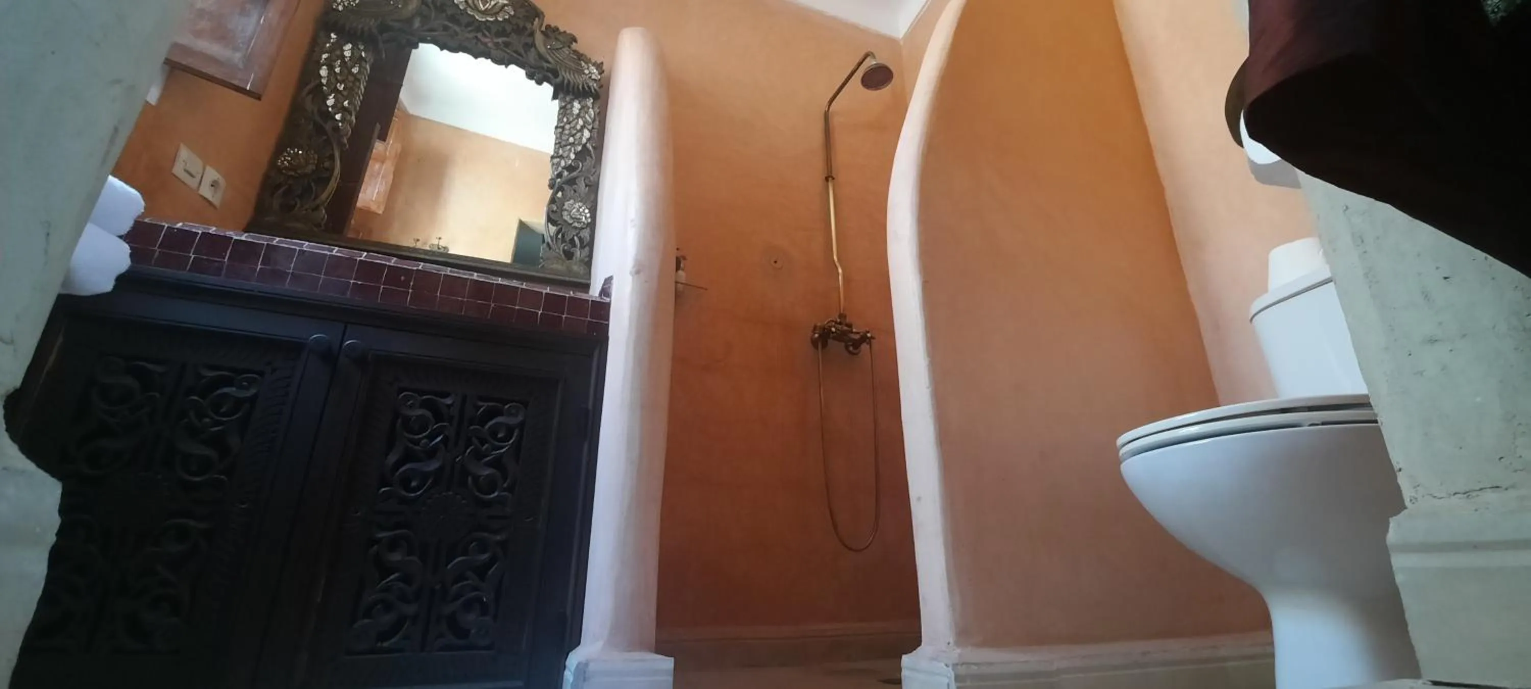 Bathroom in Riad Lorsya