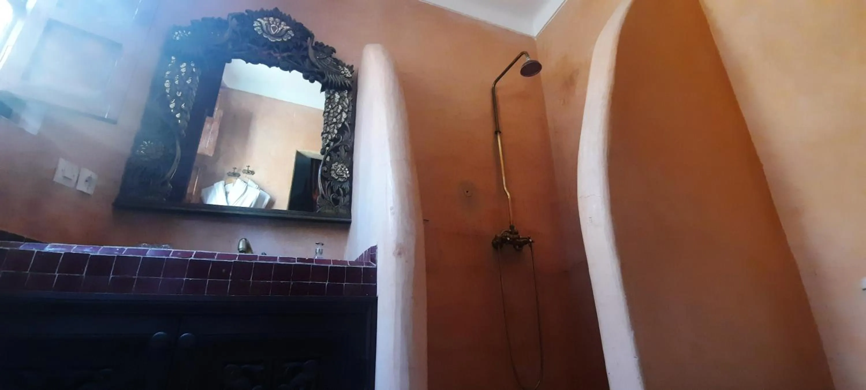 Bathroom in Riad Lorsya