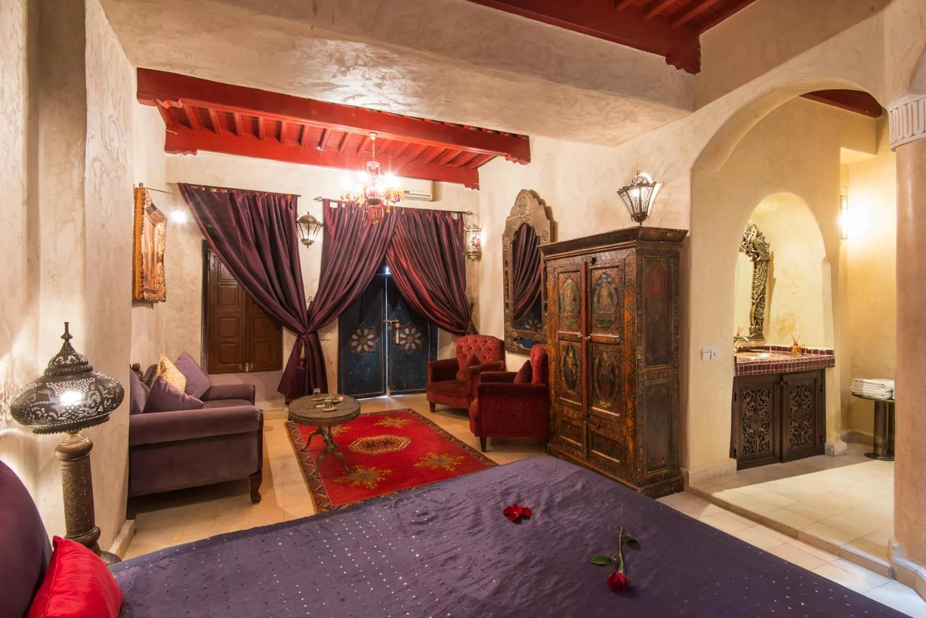 Photo of the whole room, Bed in Riad Lorsya