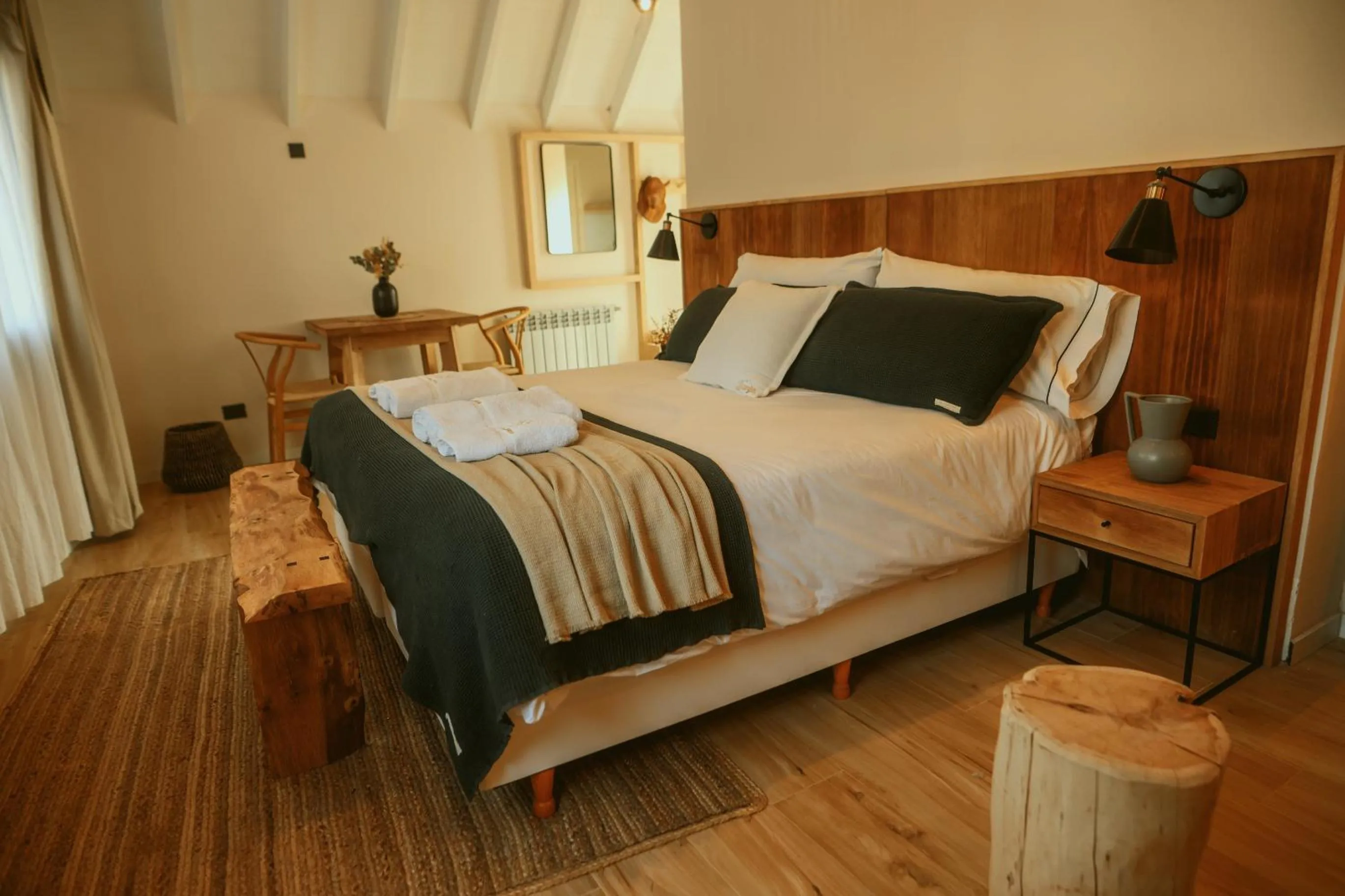 Photo of the whole room, Bed in La Galeria - Hotel Boutique Cariló