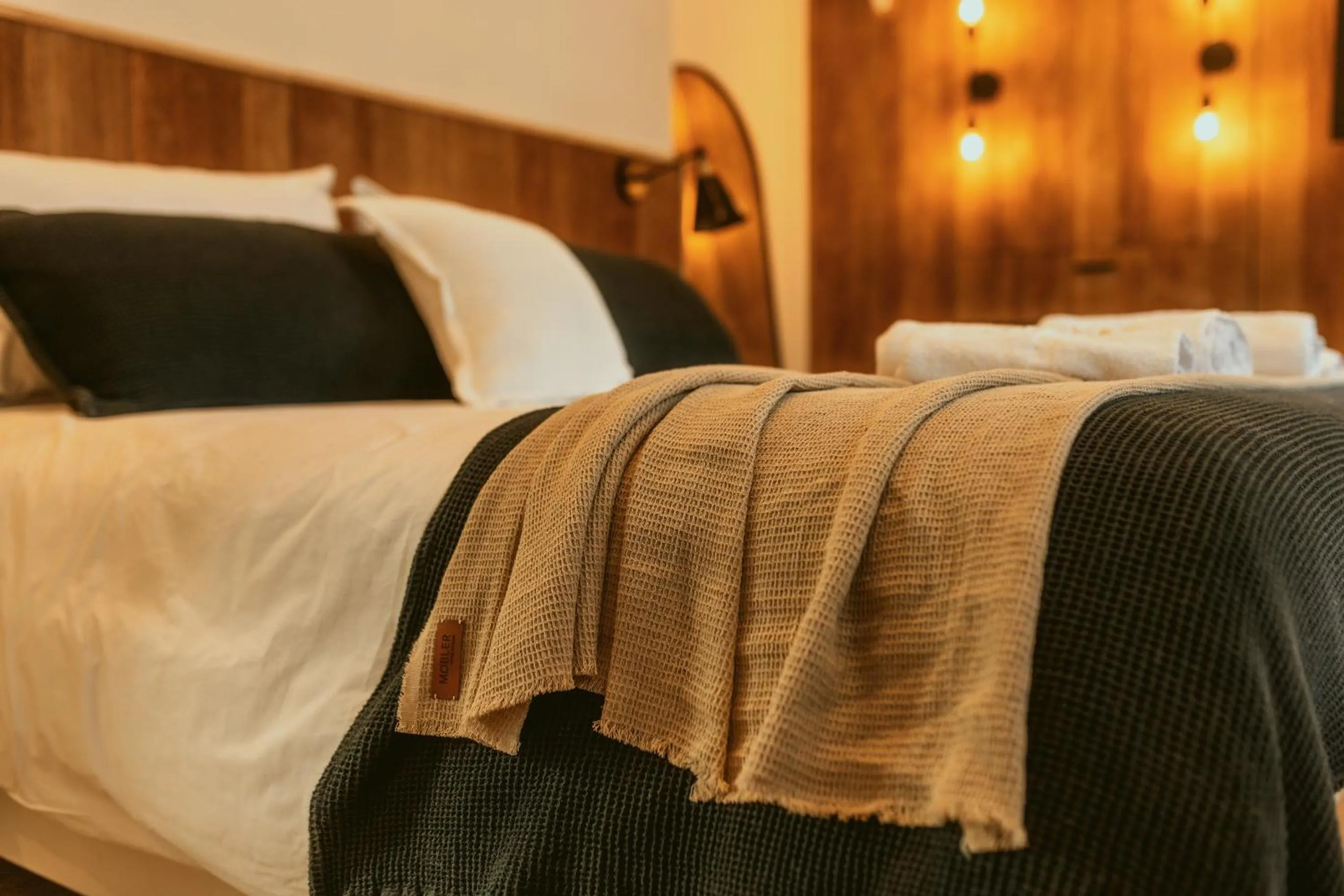Bedroom, Bed in La Galeria - Hotel Boutique Cariló