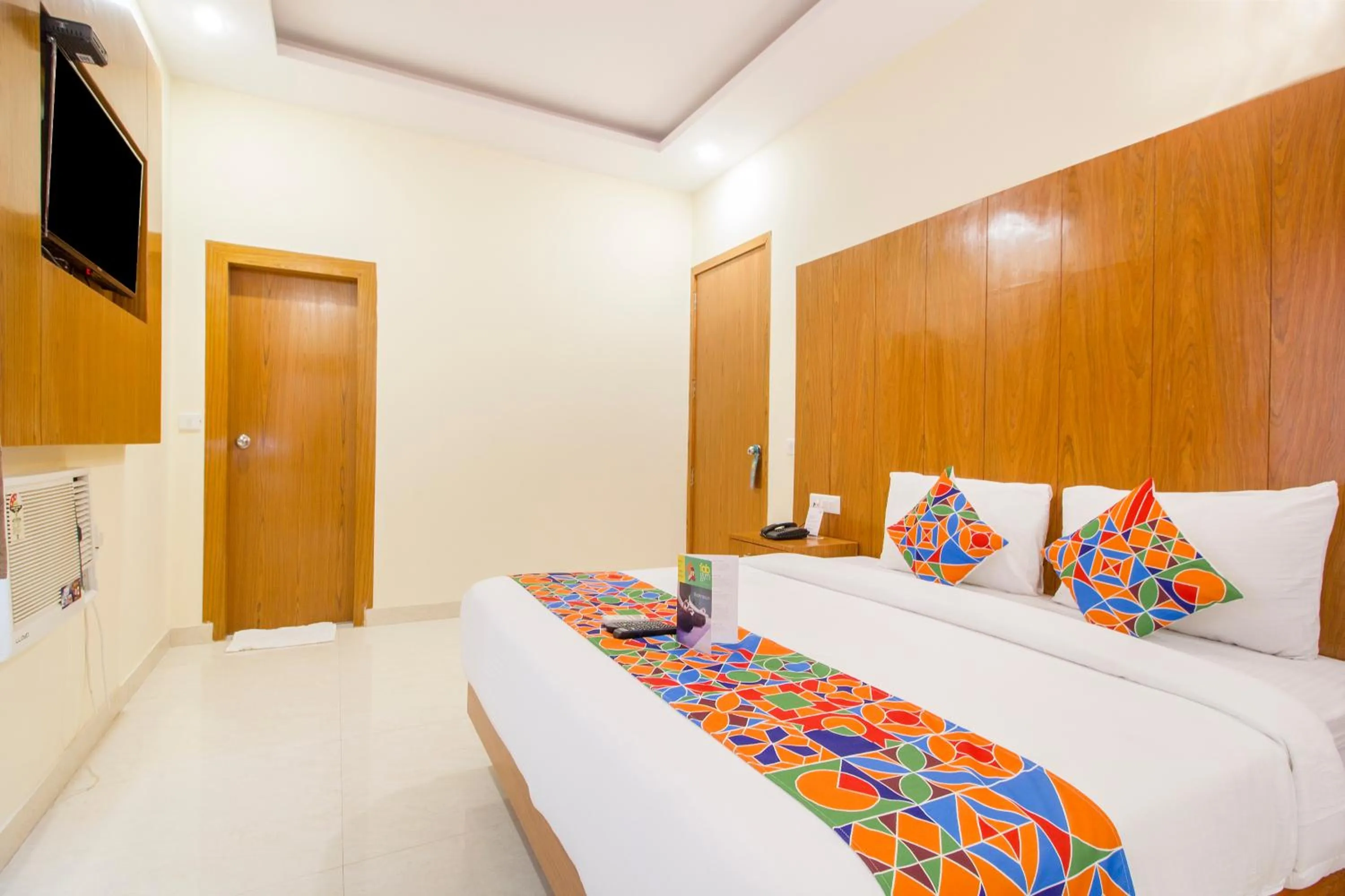 Coffee/tea facilities, Bed in FabHotel Aries - Nr IGI Airport New Delhi