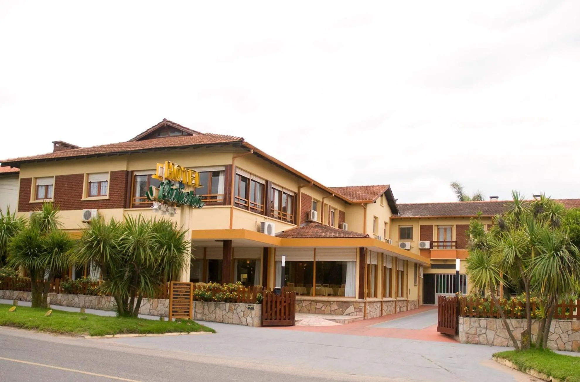 Property building in Hotel Riviera