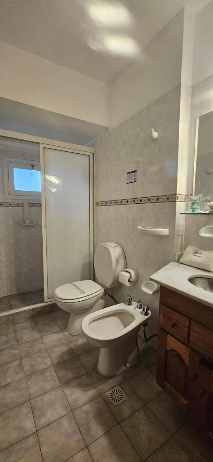 Shower in Hotel Riviera