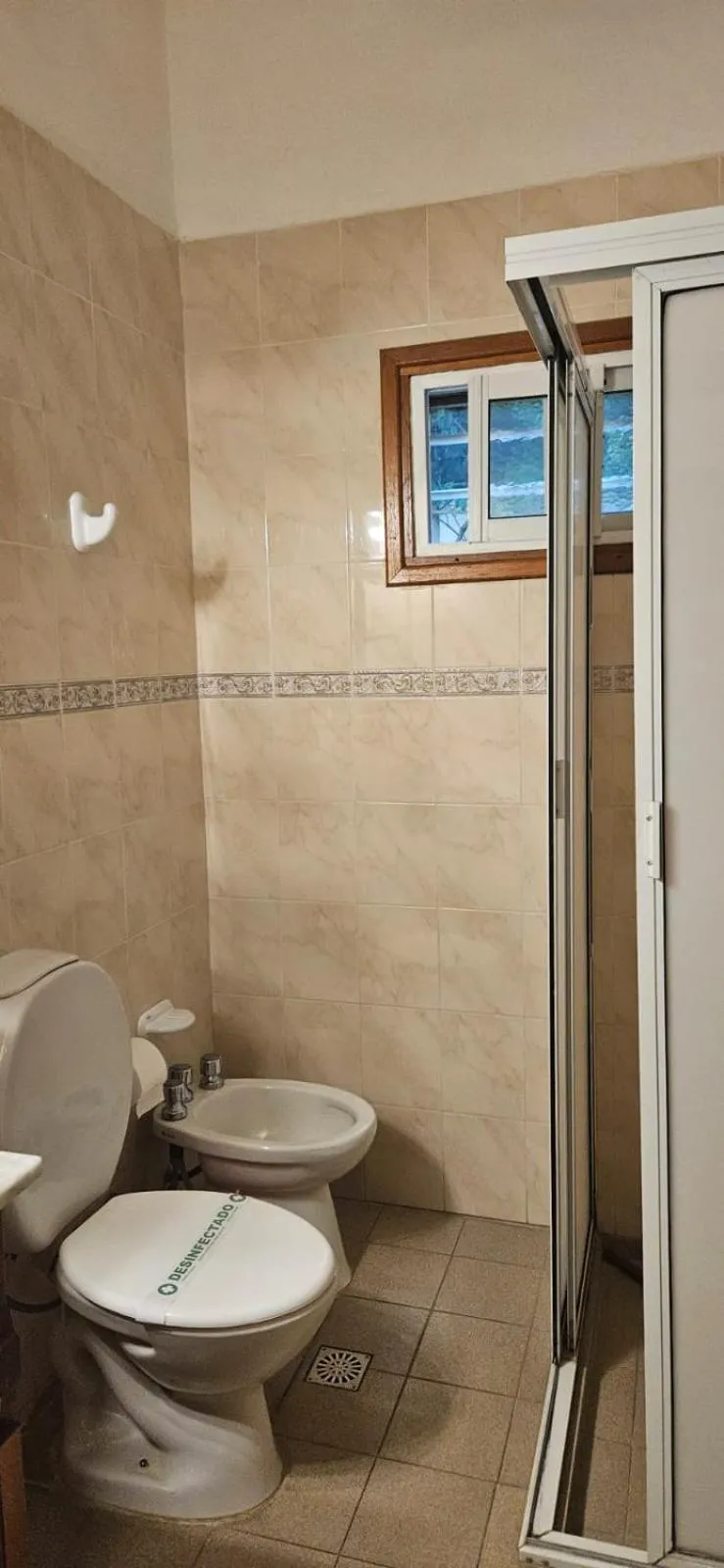 Shower in Hotel Riviera