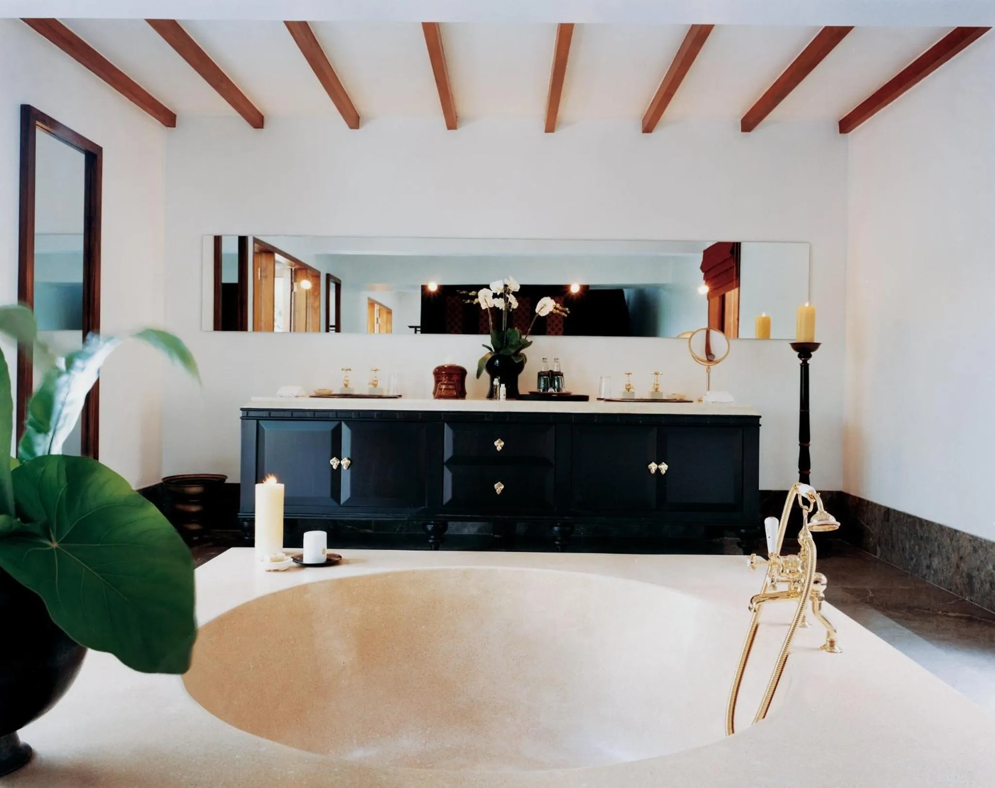 Photo of the whole room in COMO Shambhala Estate