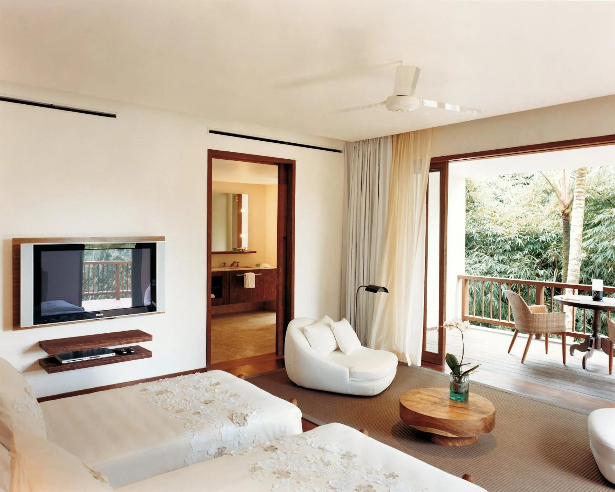 Photo of the whole room in COMO Shambhala Estate