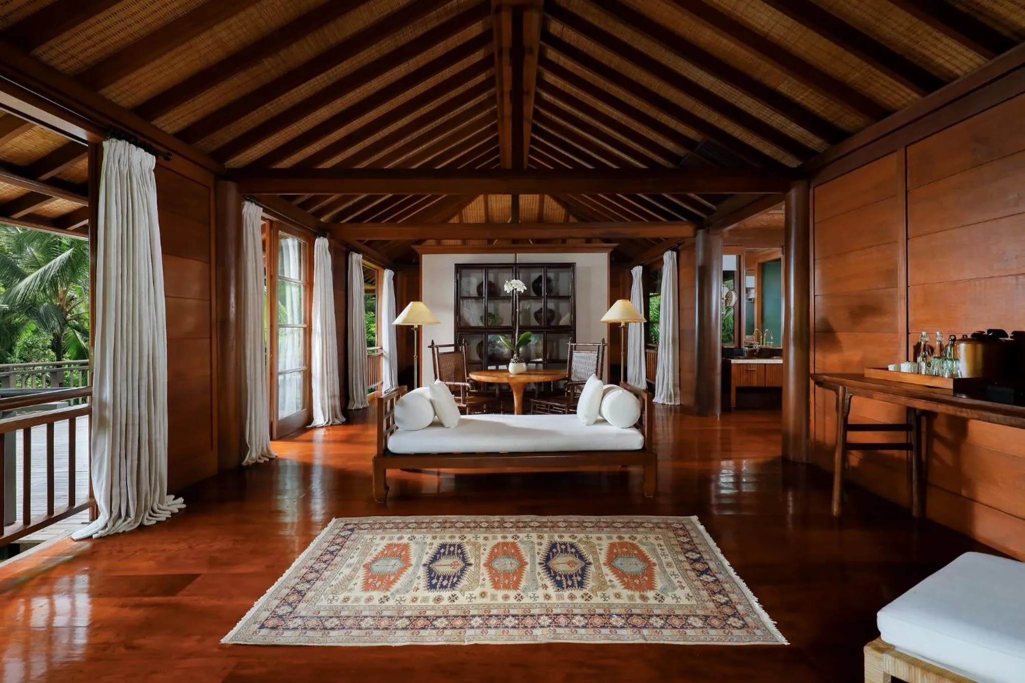 Photo of the whole room, Bed in COMO Shambhala Estate