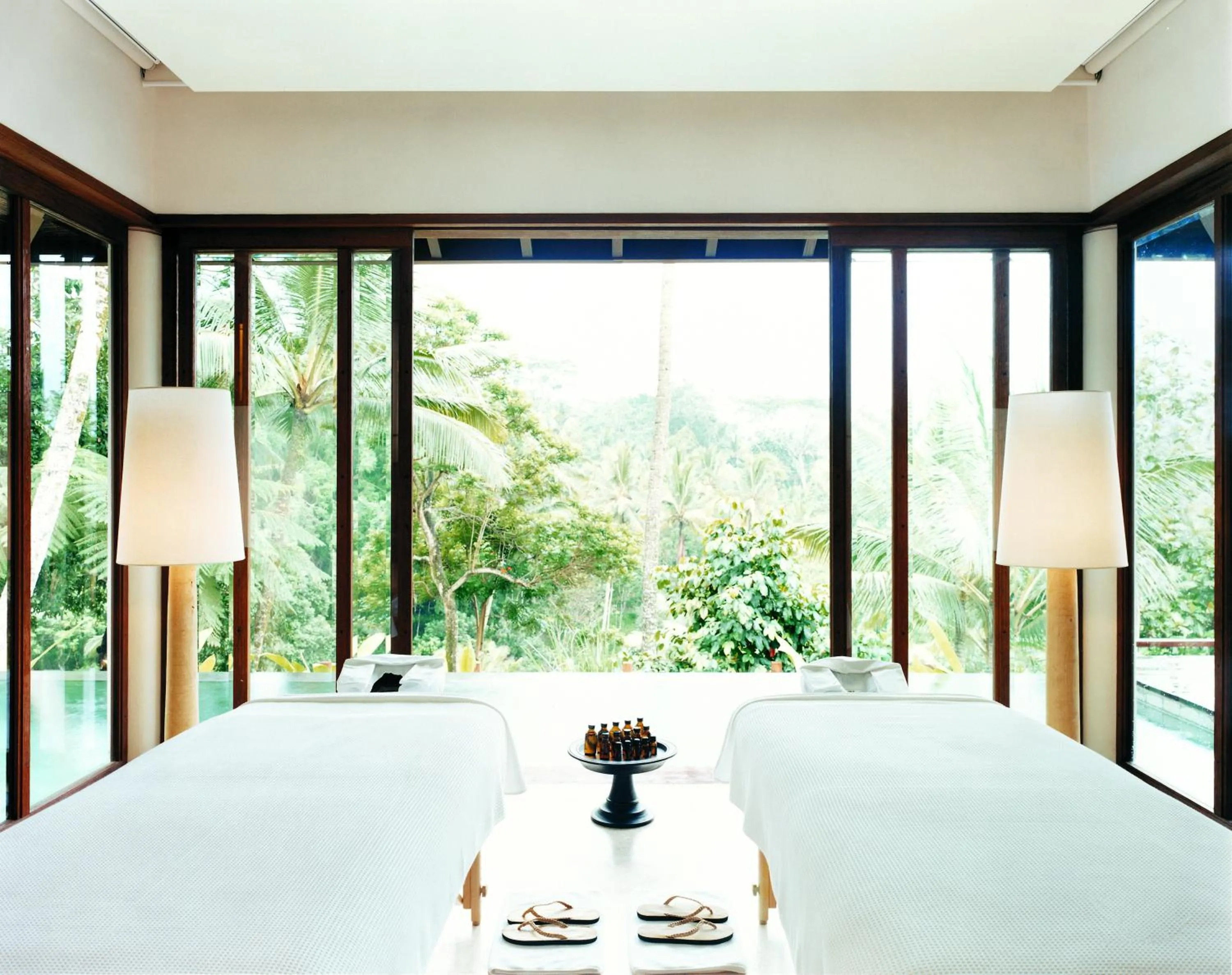 View (from property/room), Bed in COMO Shambhala Estate