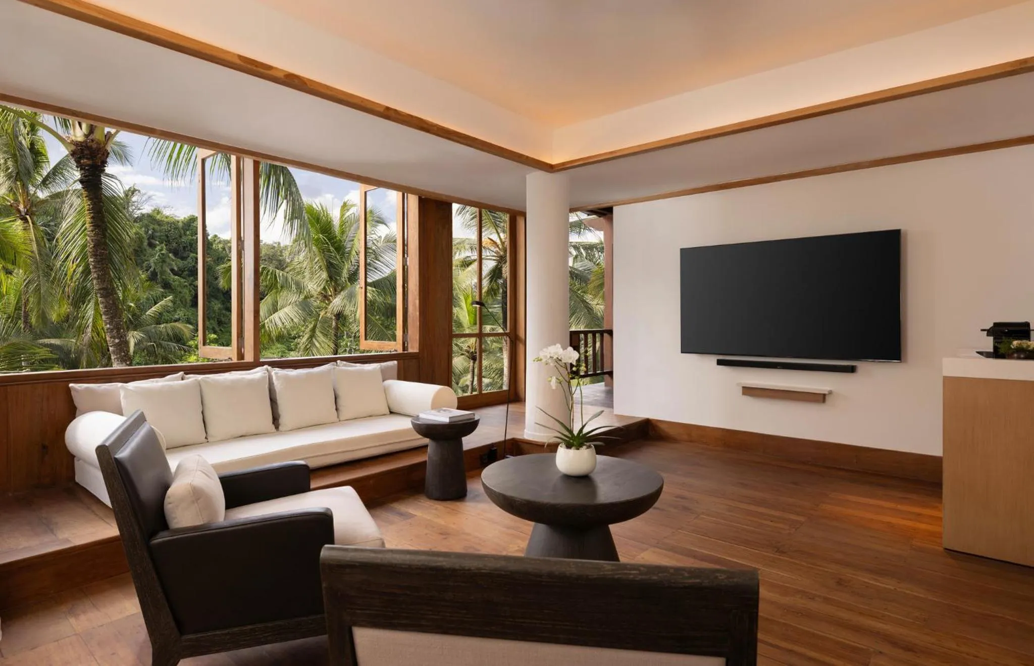 Library in COMO Shambhala Estate