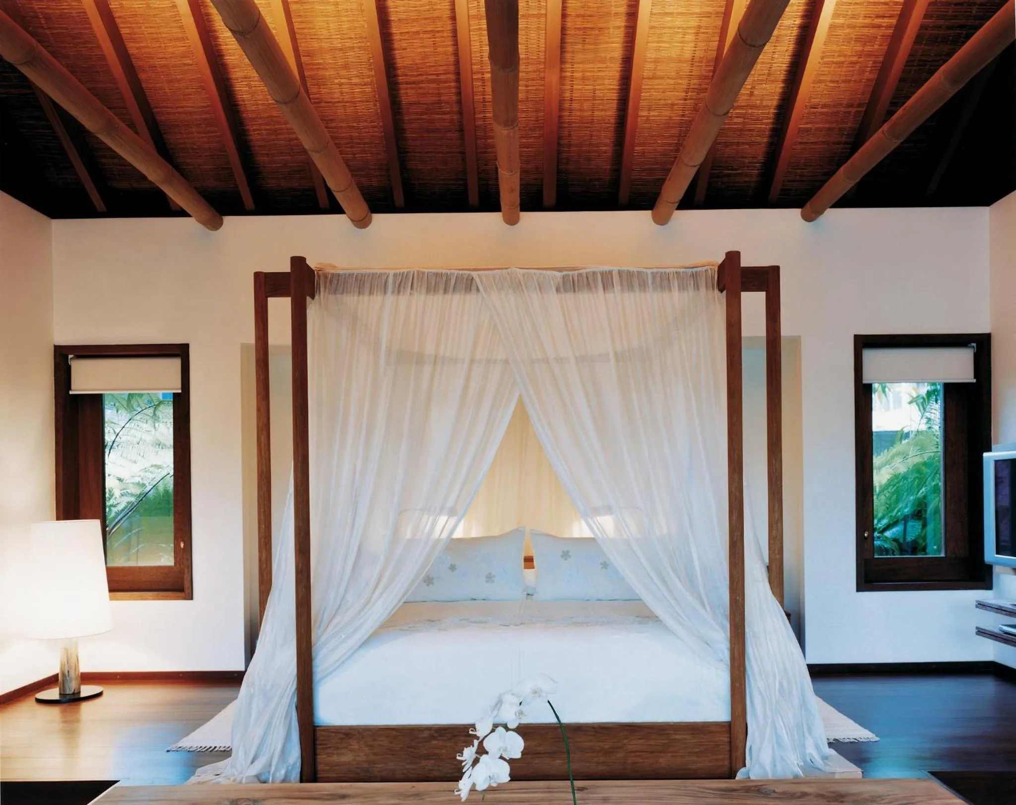 Photo of the whole room, Bed in COMO Shambhala Estate