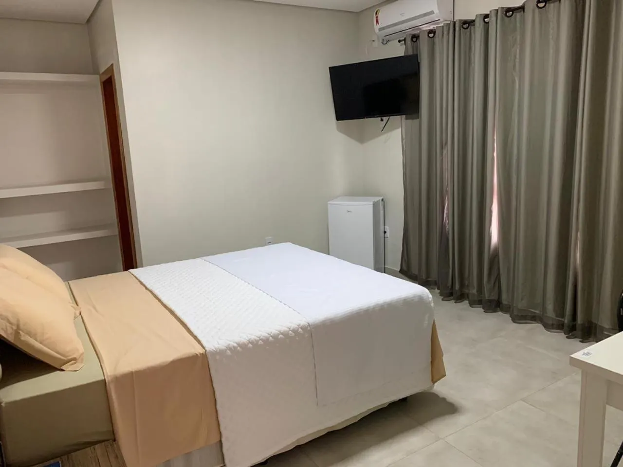 Bedroom, Bed in Hotel Kanaan