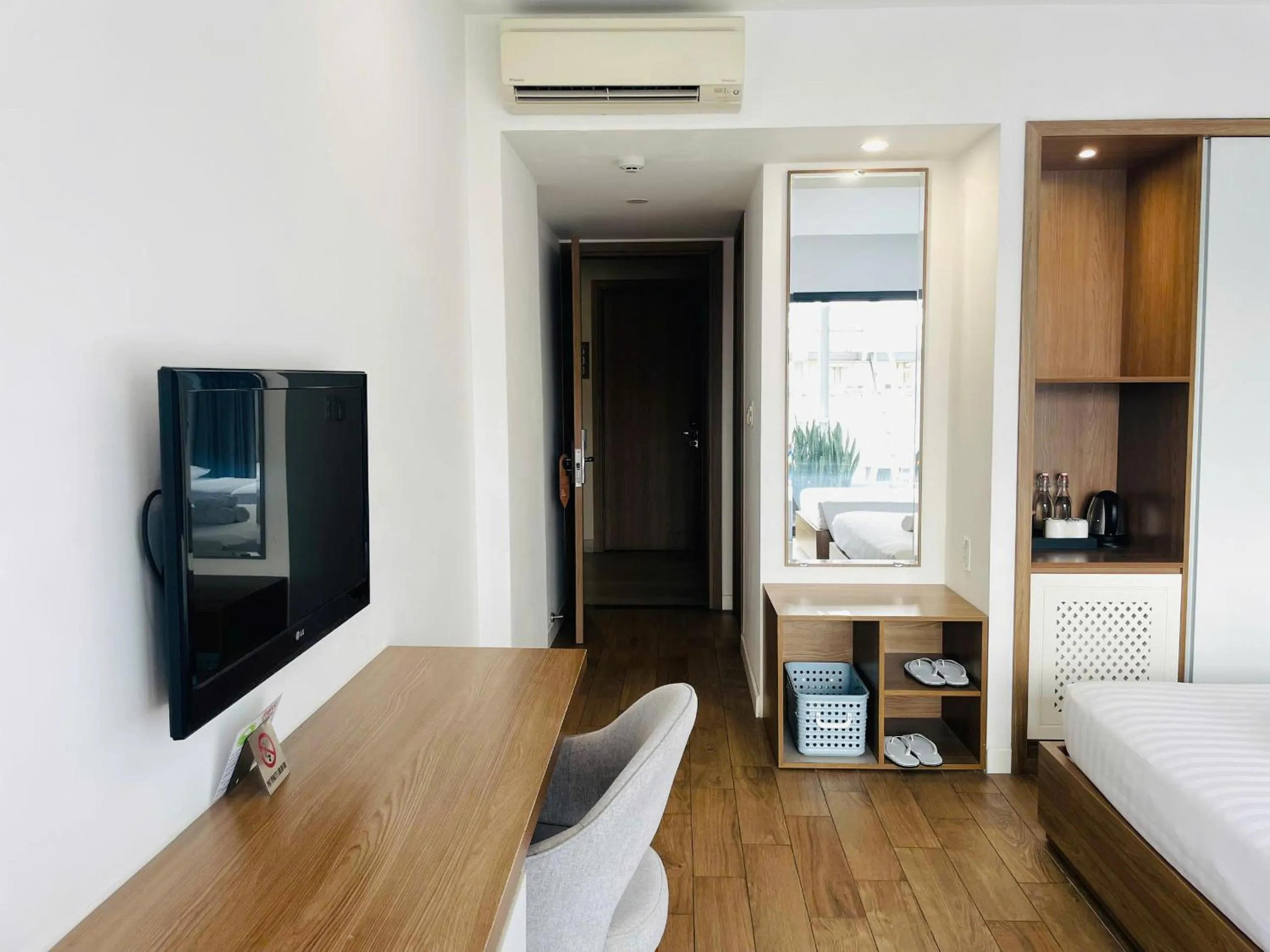 Bed in Royal Dragon Boutique Hotel