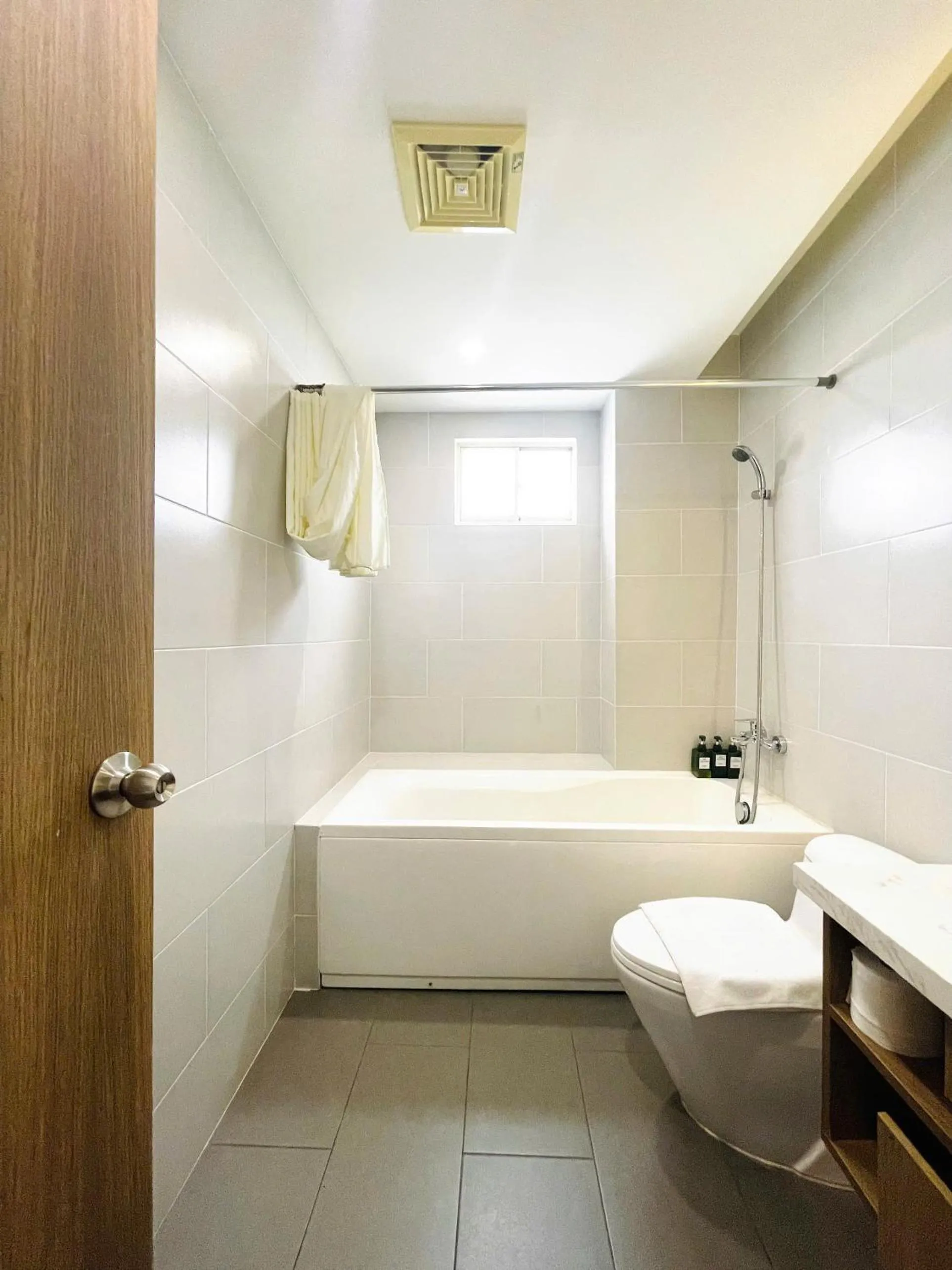 Bathroom in Royal Dragon Boutique Hotel