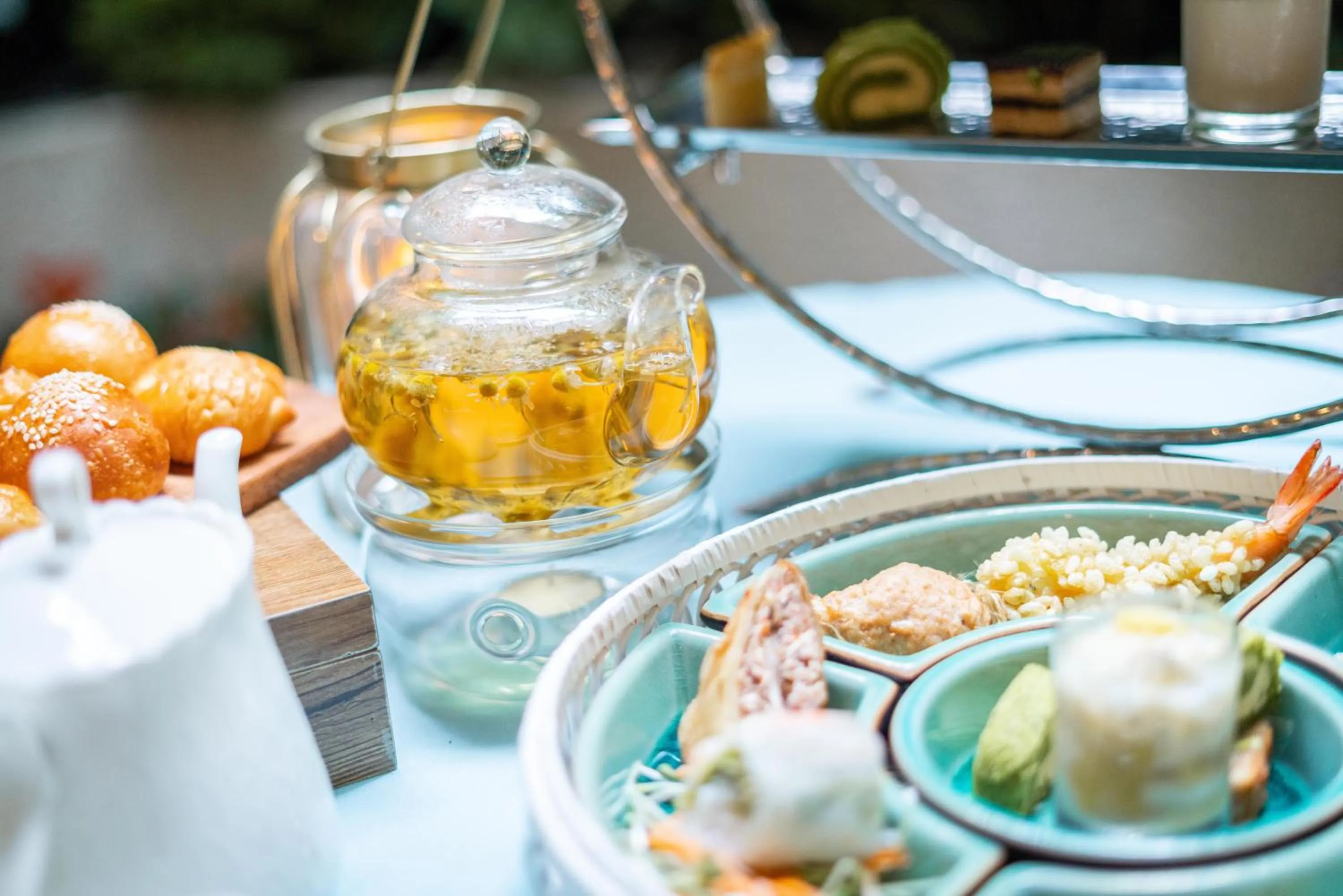 Food in Au Lac Charner Hotel