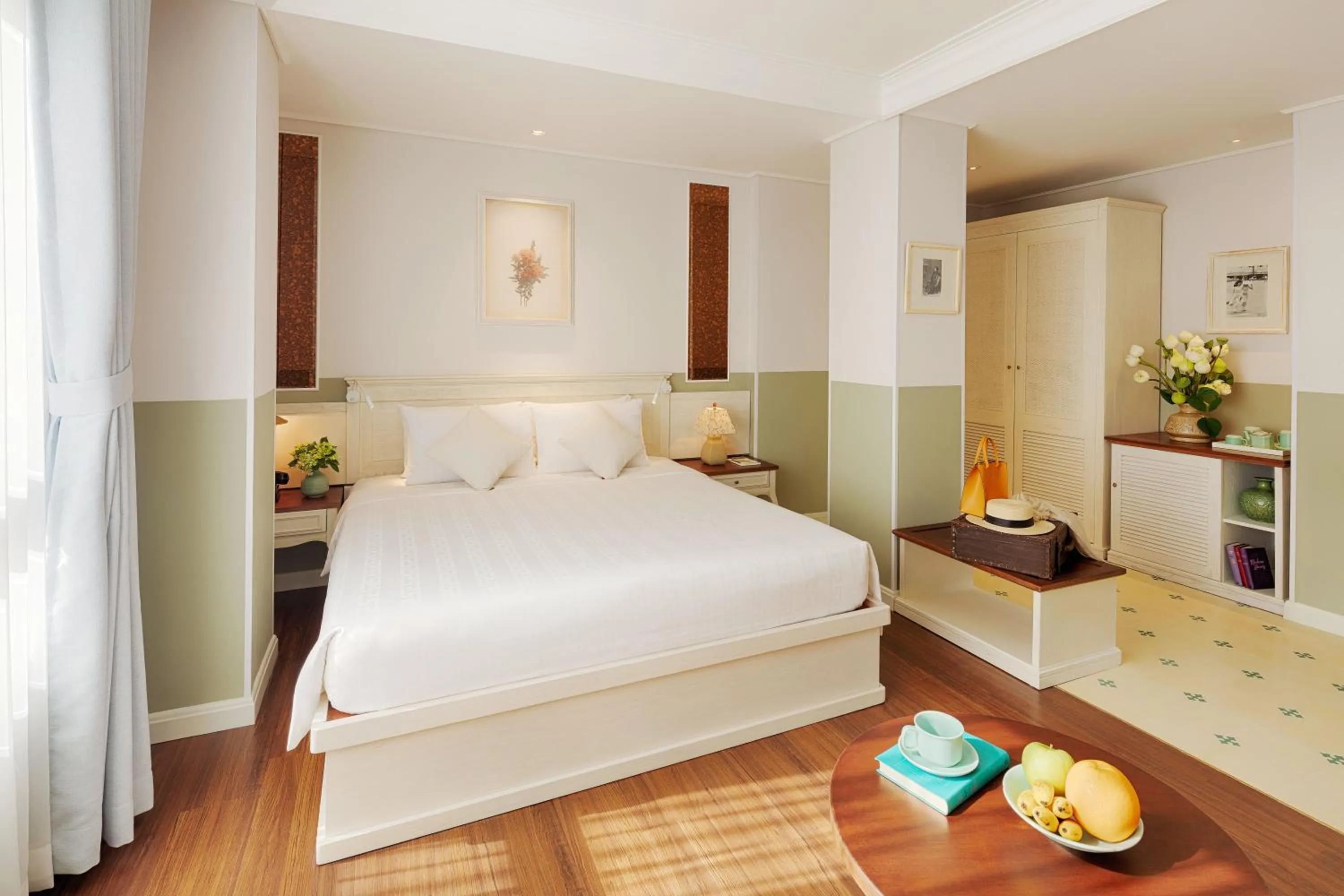 Bed in Au Lac Charner Hotel