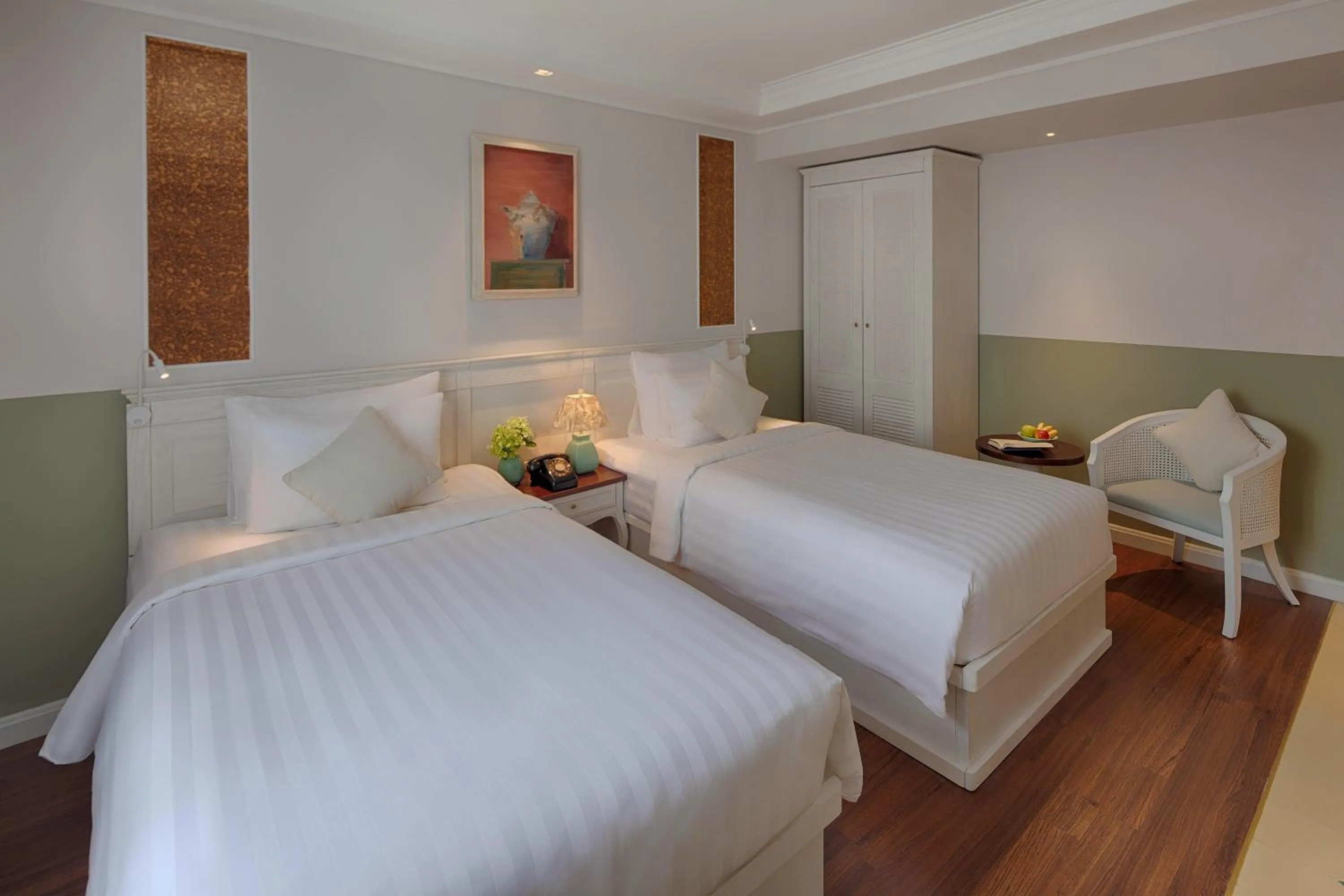 Bed in Au Lac Charner Hotel