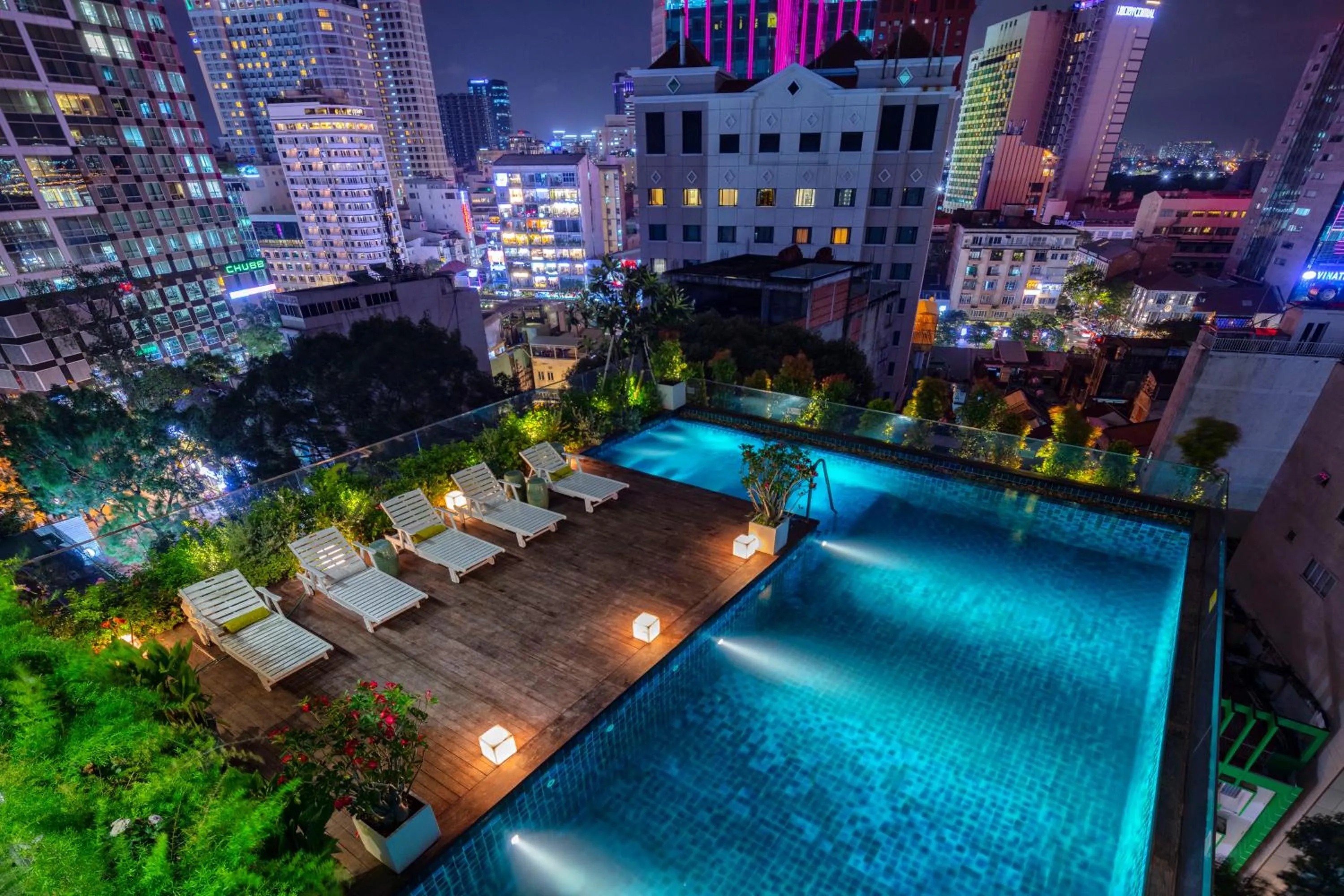 Swimming pool in Au Lac Charner Hotel