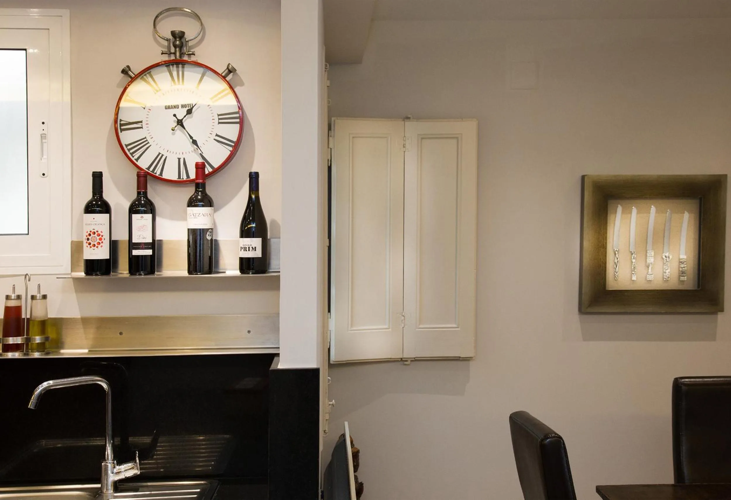 Kitchen or kitchenette in Opening Doors Aribau