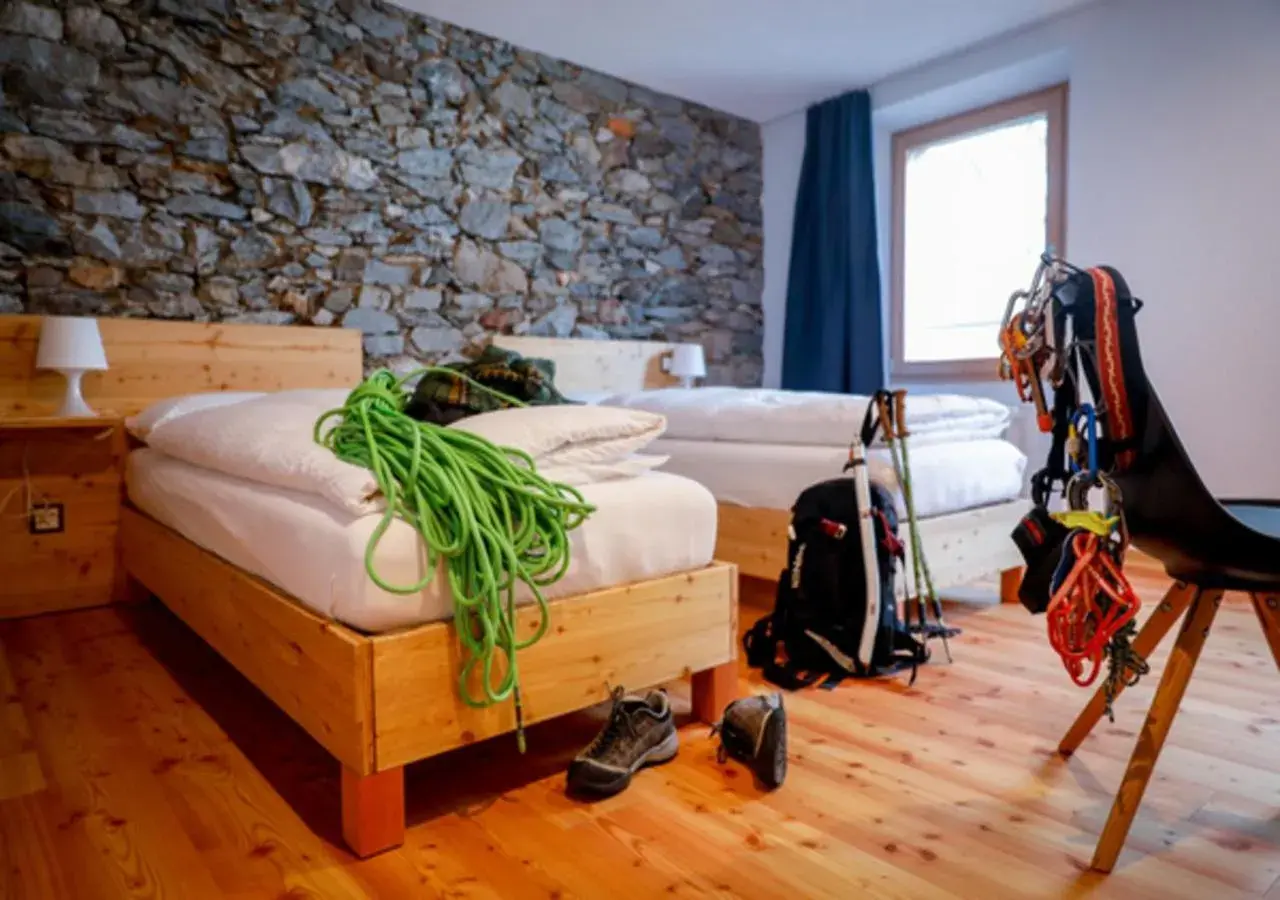 Standard Twin Room in Bed&Bike Tremola San Gottardo Standard Twin Room in Bed&Bike Tremola San Gottardo