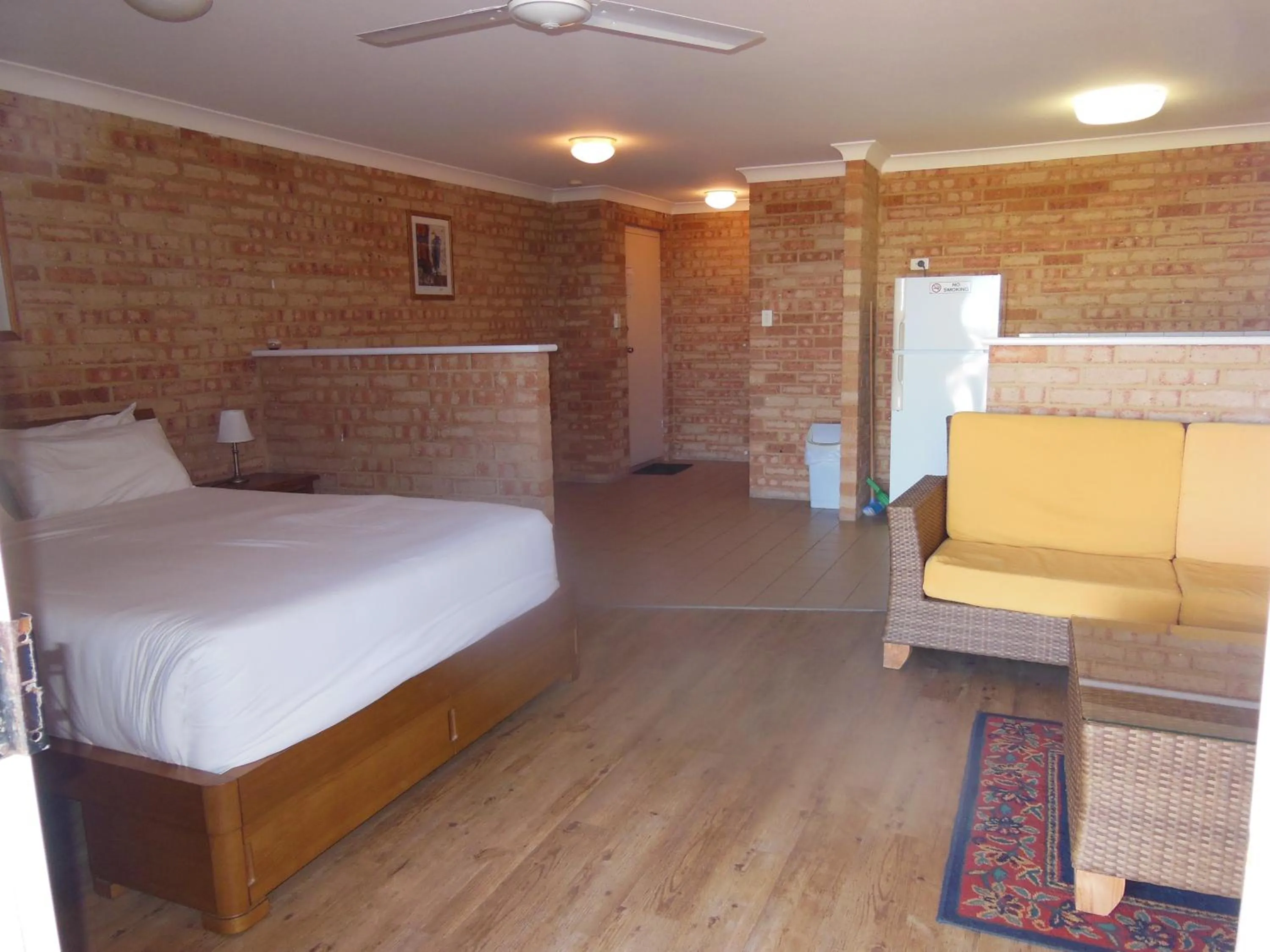 Photo of the whole room, Bed in Seaspray Beach Holiday Park