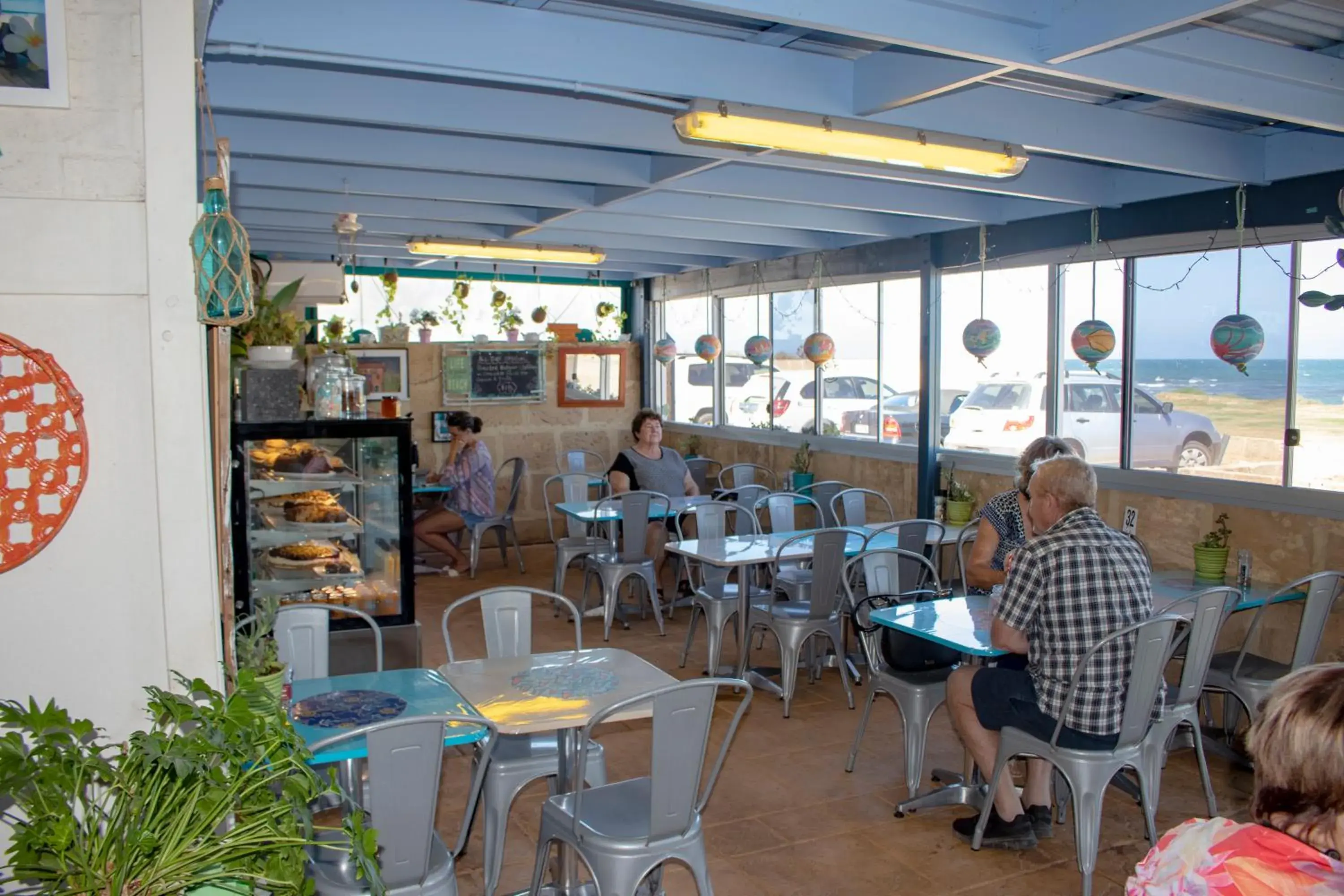 Restaurant/places to eat in Seaspray Beach Holiday Park Restaurant/places to eat in Seaspray Beach Holiday Park