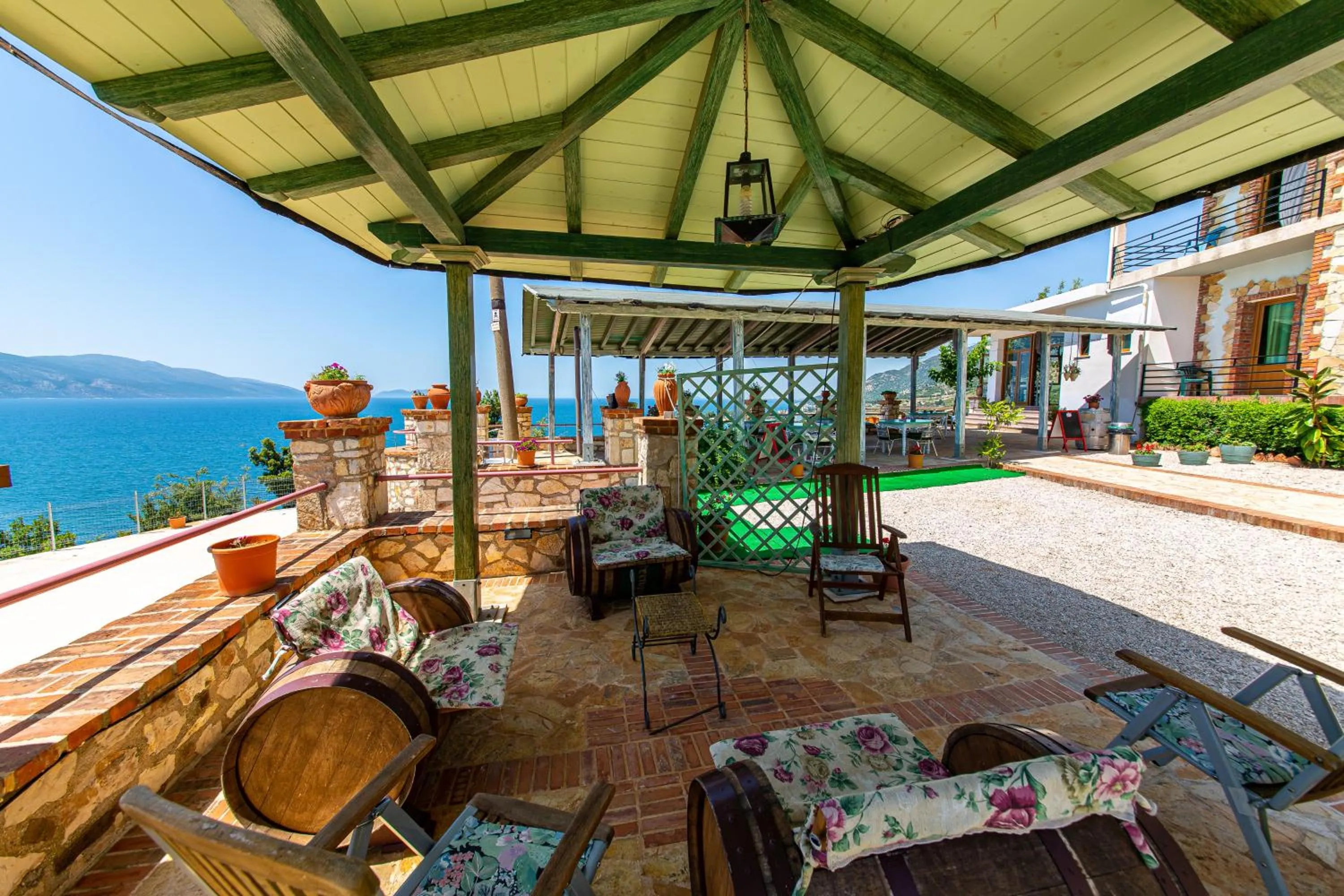 Hotel "SAN SAENA "