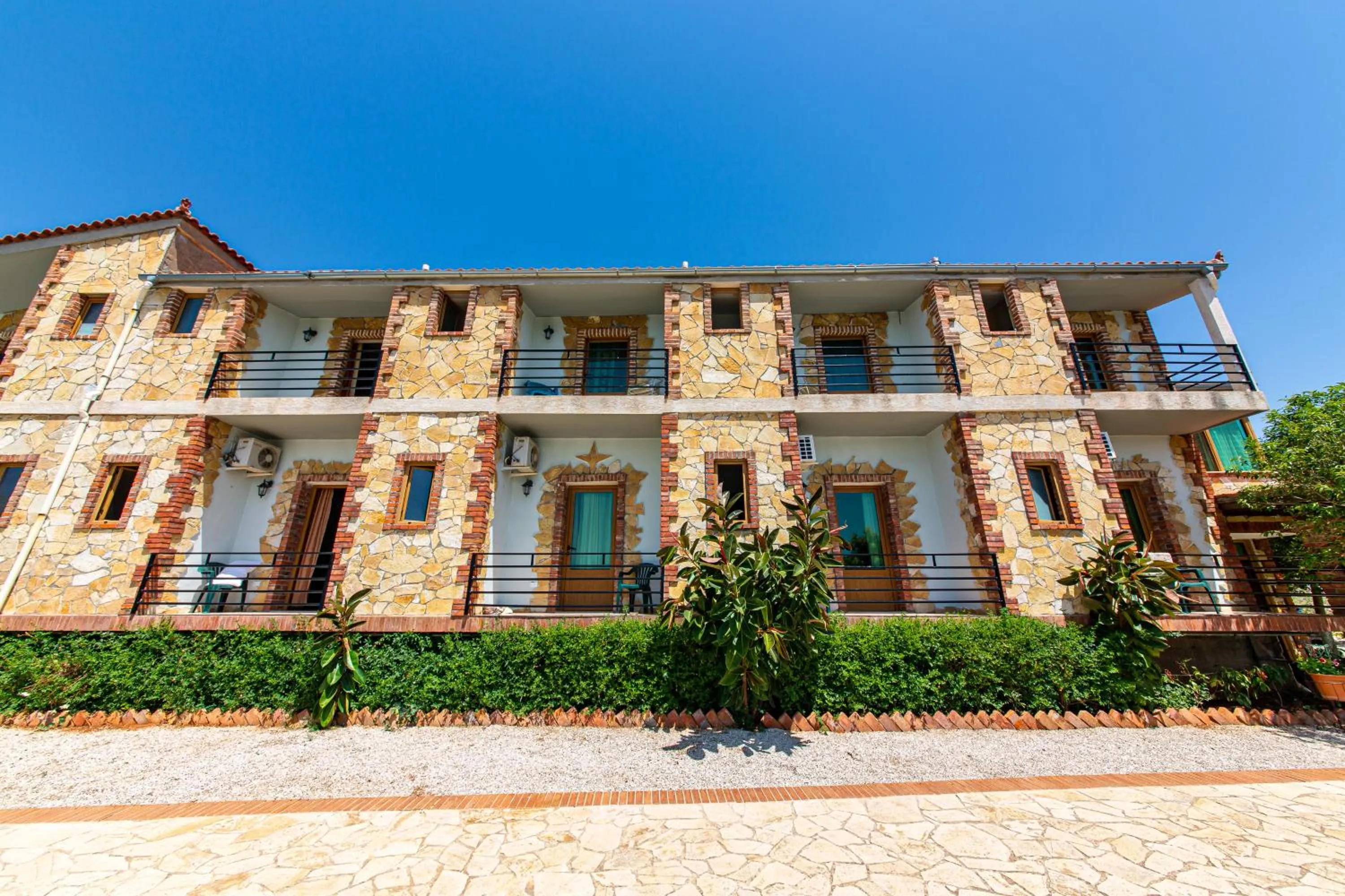 Hotel "SAN SAENA "