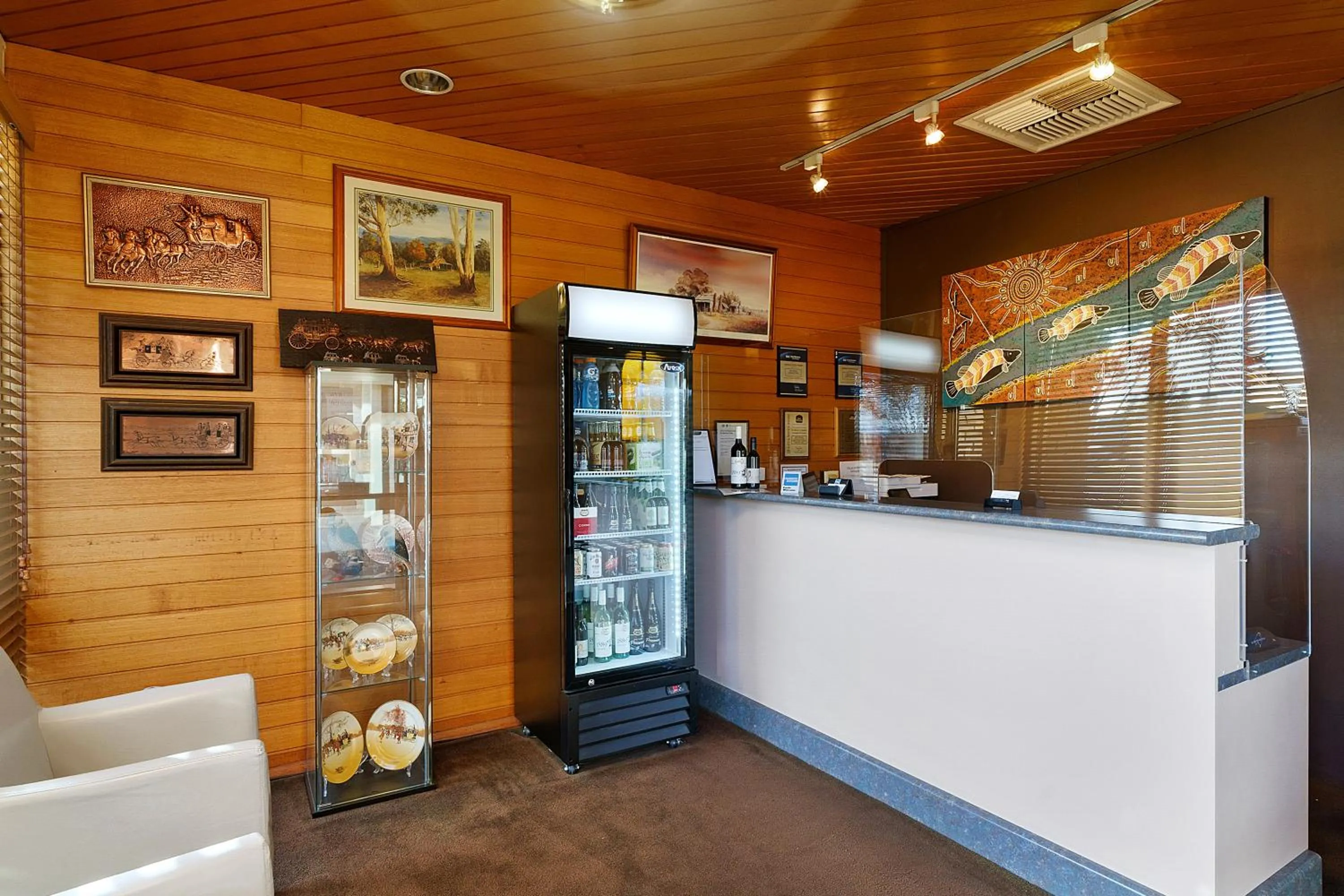 Lobby or reception in Stagecoach Motel Wodonga