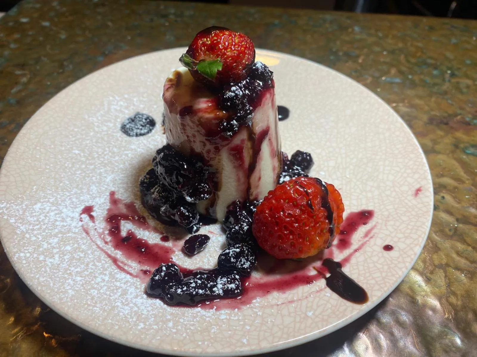 Restaurant/places to eat in Ascot Motor Inn