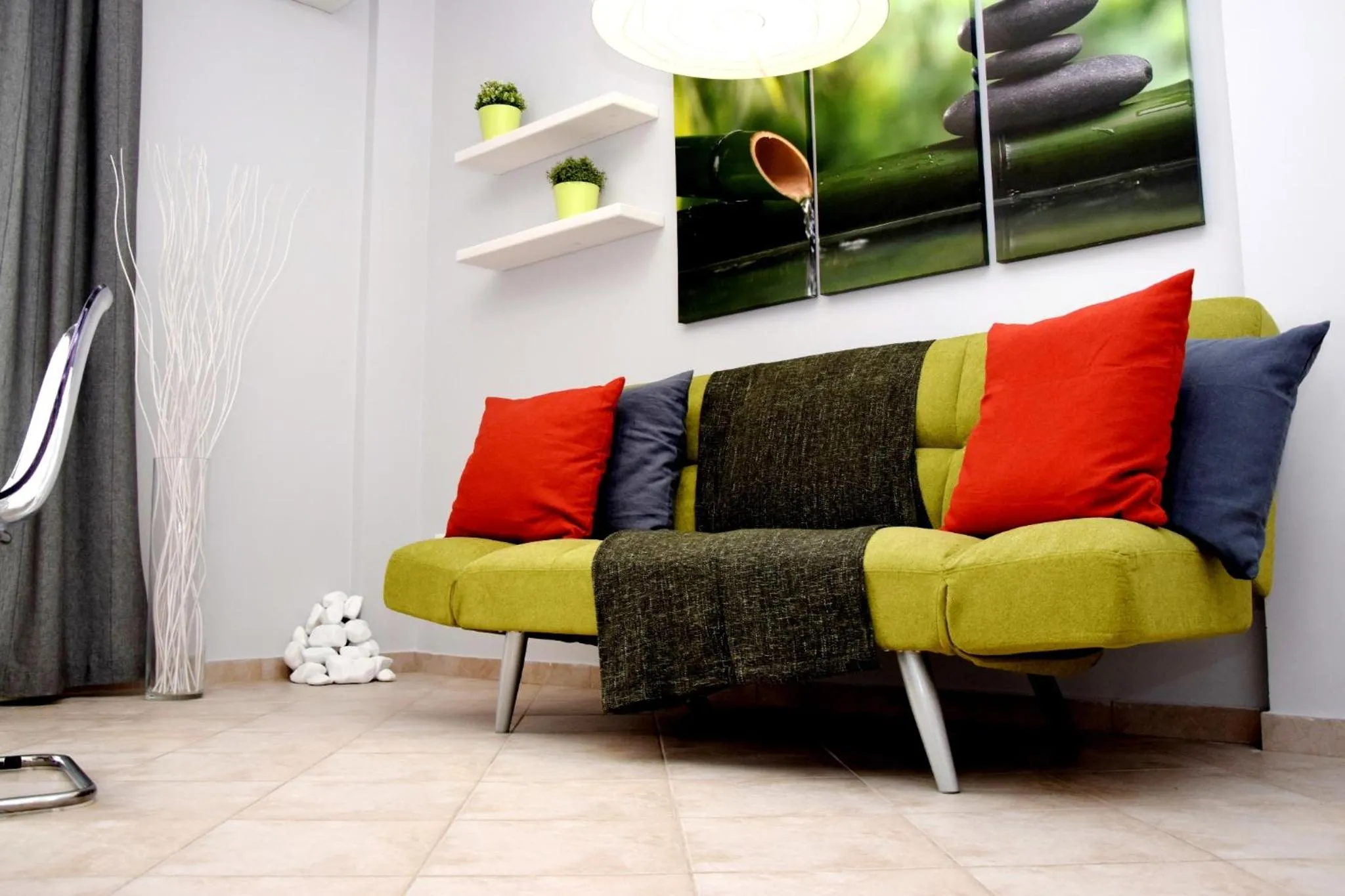 Photo of the whole room in Isola Apartments